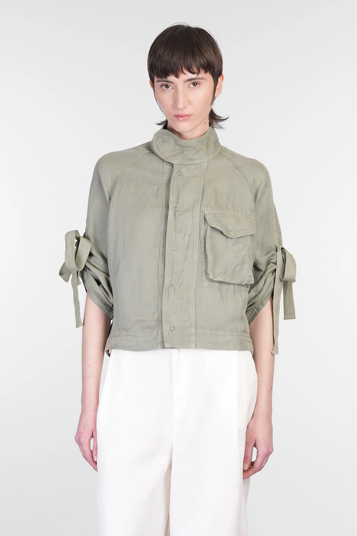 Casual jacket in green linen
