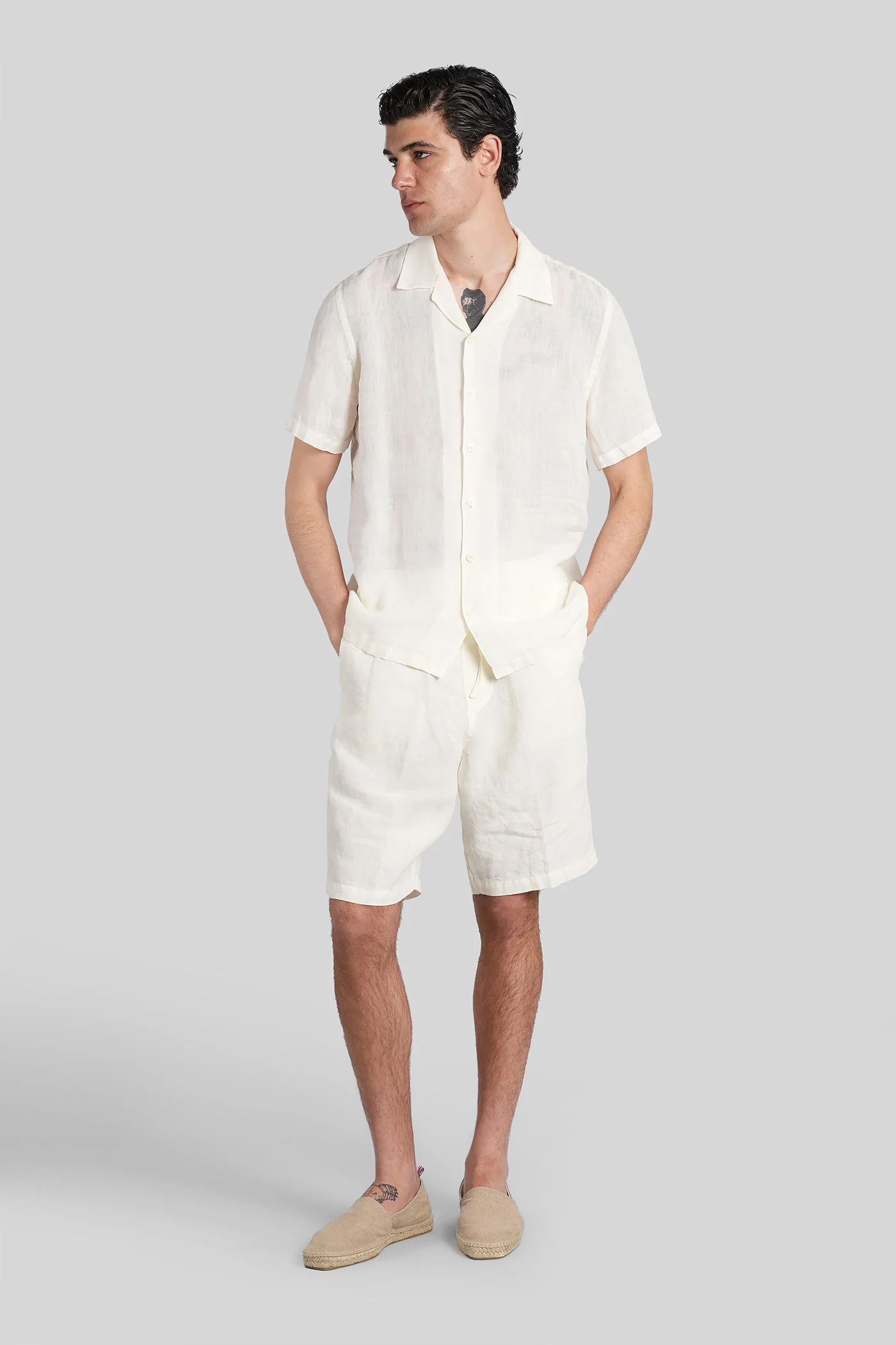Shorts in beige linen - Image 2