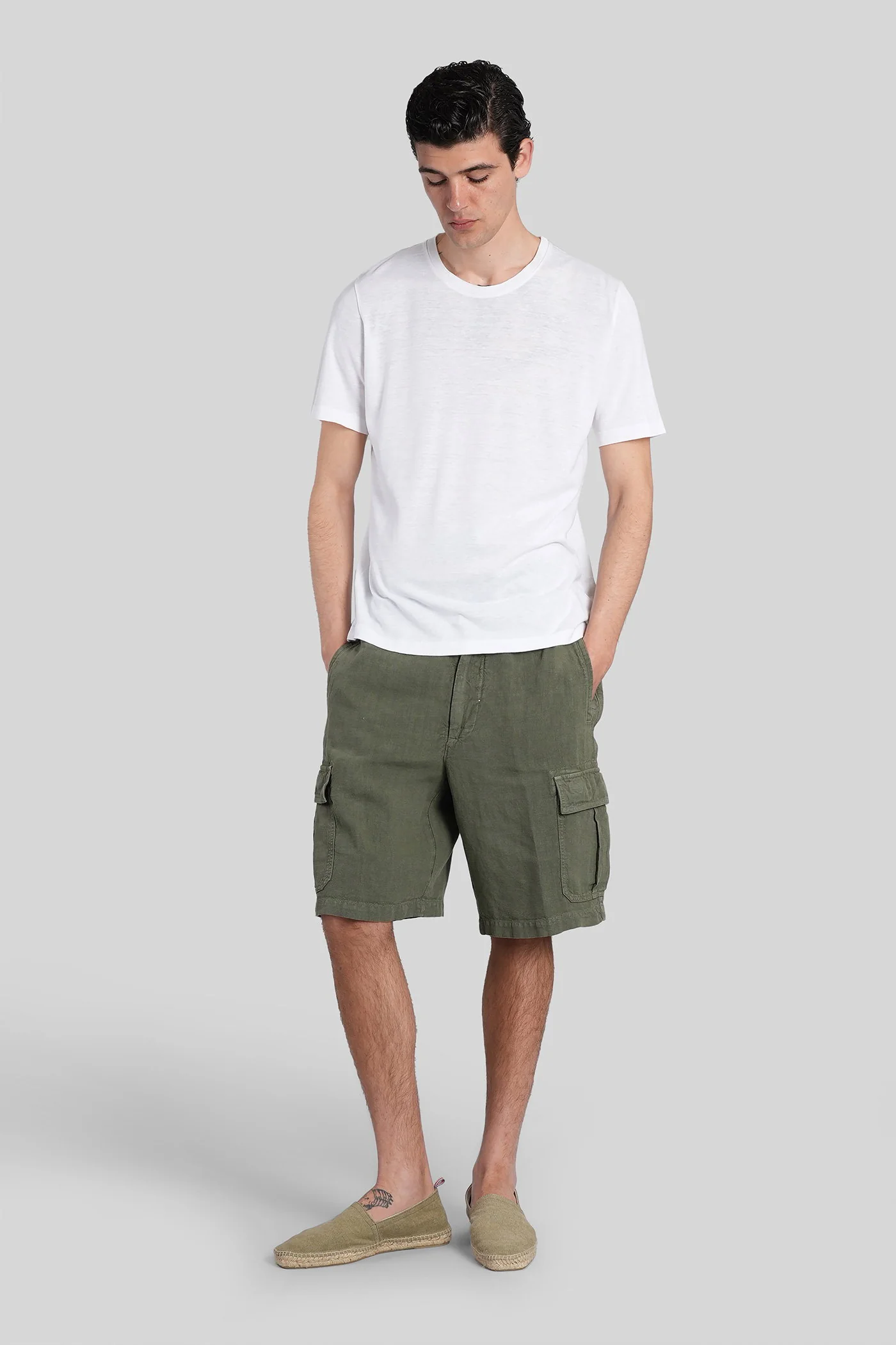 Shorts in green linen - Image 2