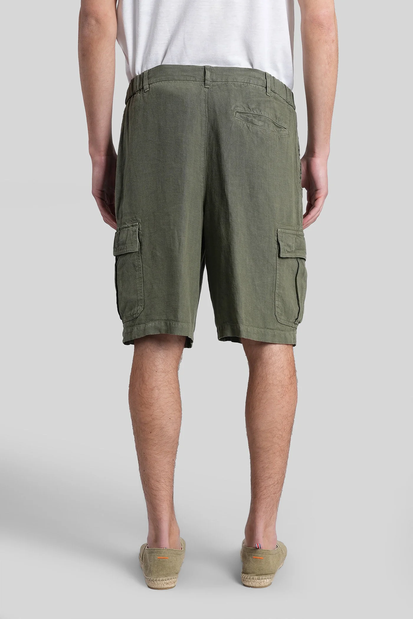 Shorts in green linen - Image 3