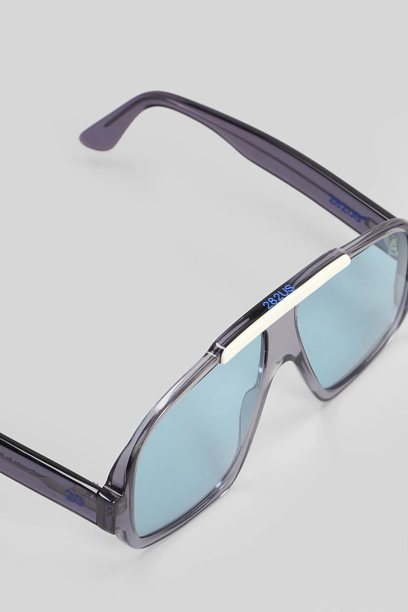 Aviator Sunglasses in Lilla acetate - Image 4