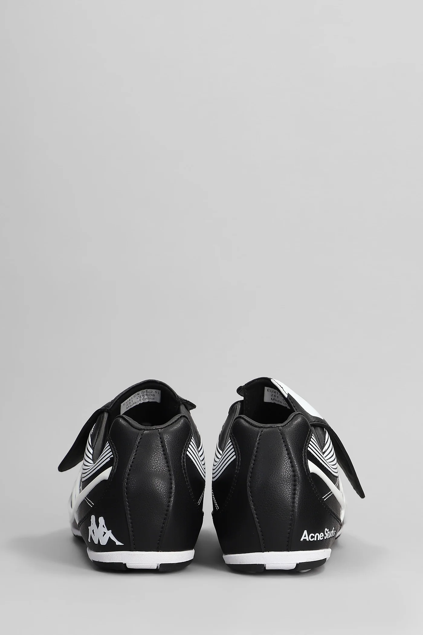 Sneakers in black leather - Image 4