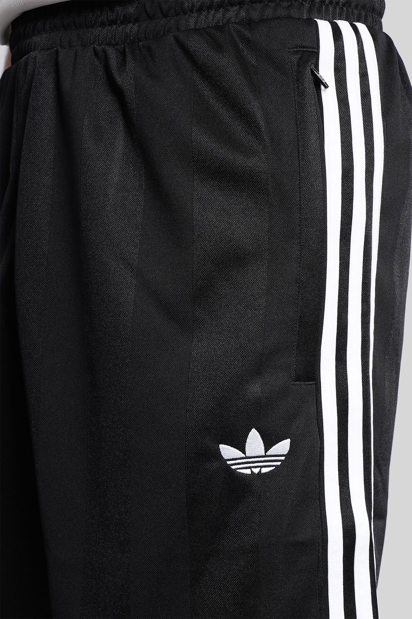 3S Os Sho Shorts in black polyester - Image 5