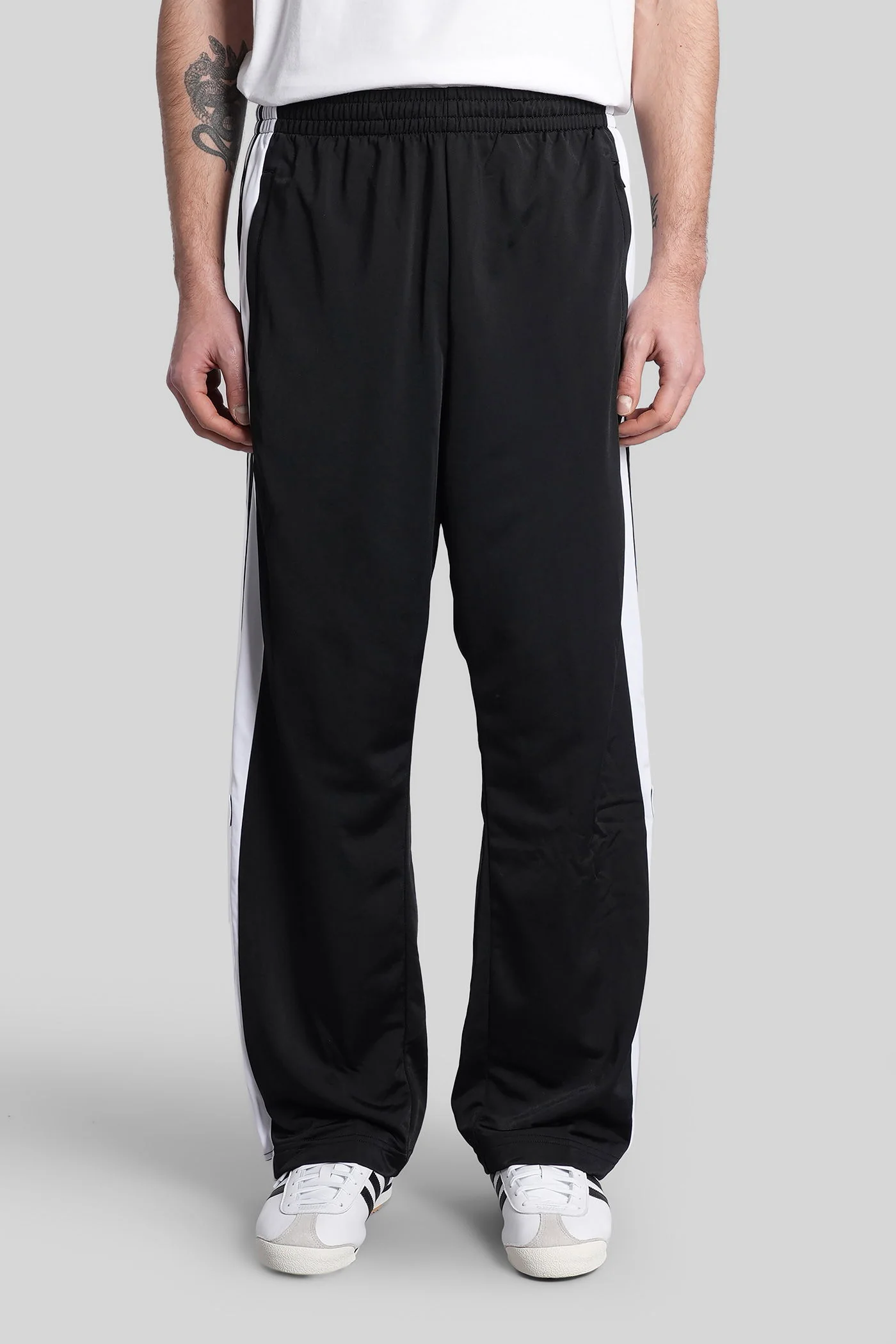 Adibreak Classic Pants in black polyester