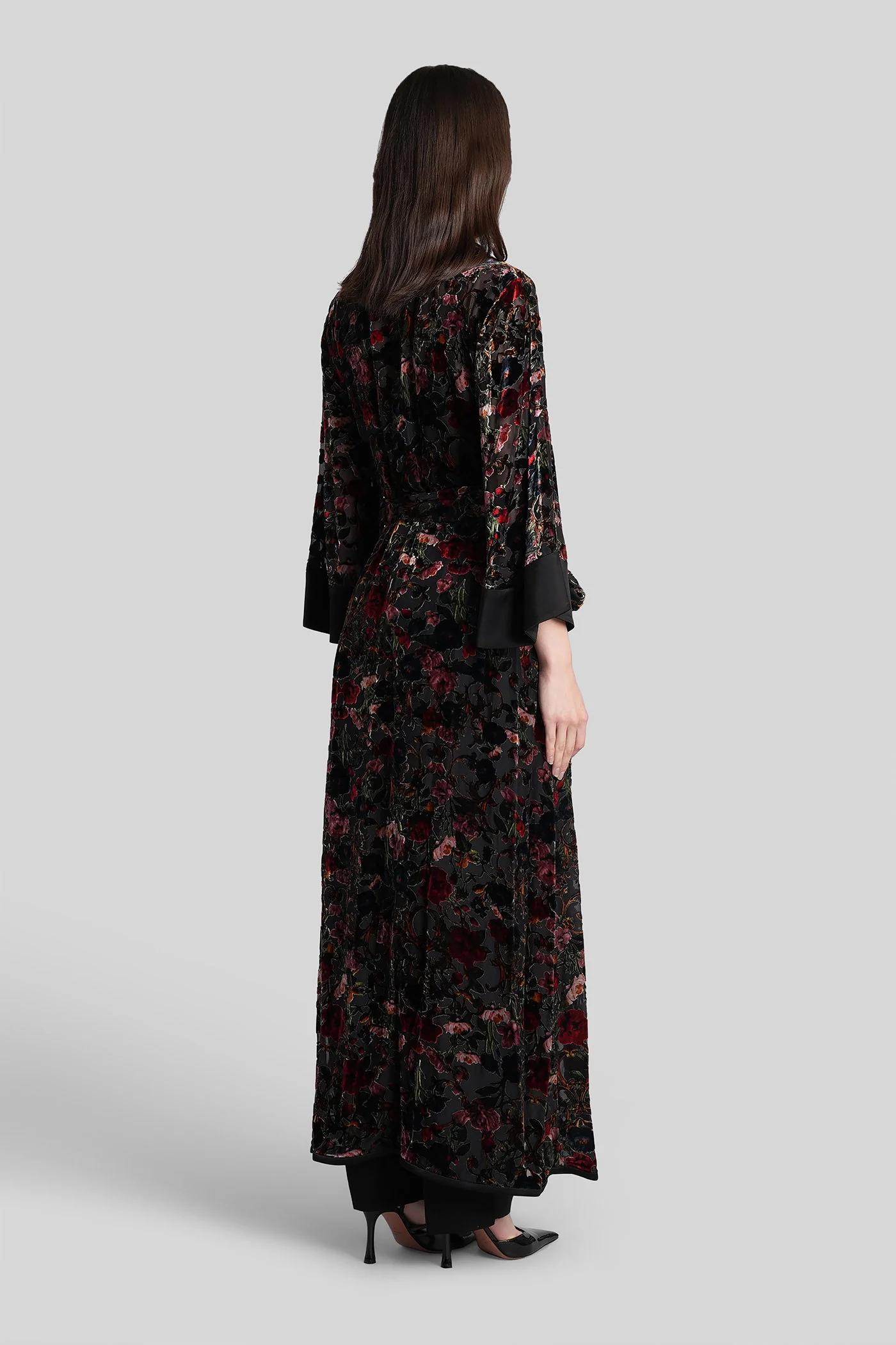 Nomi  in black viscose - Image 3