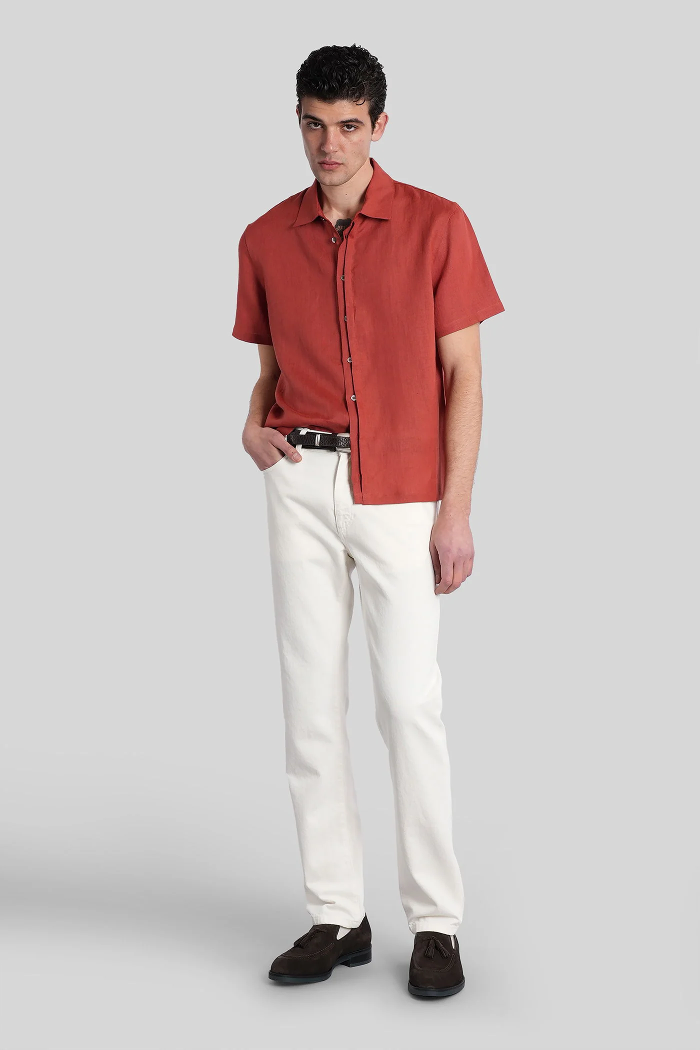 Shirt in Rust linen - Image 2