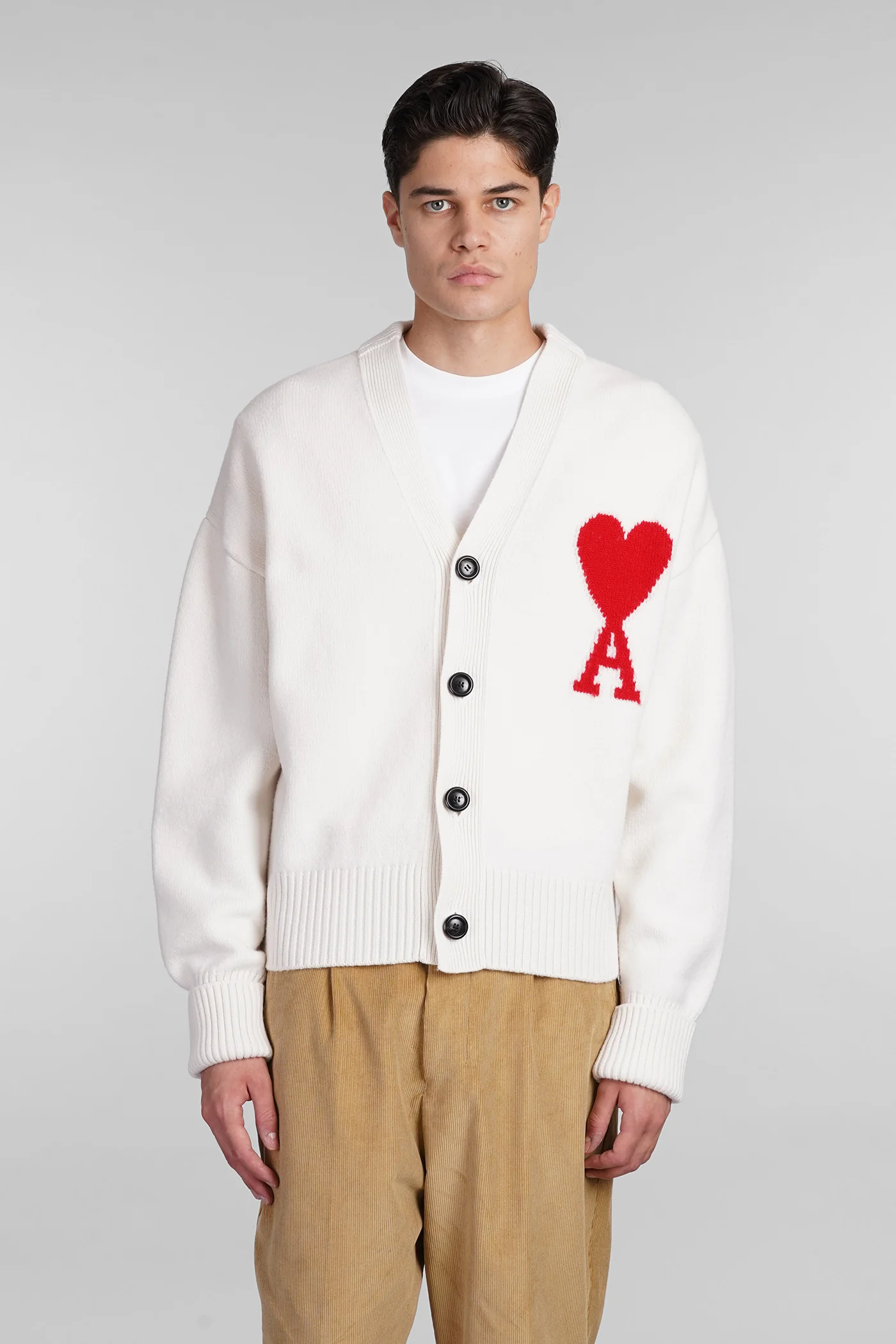 Cardigan in beige wool