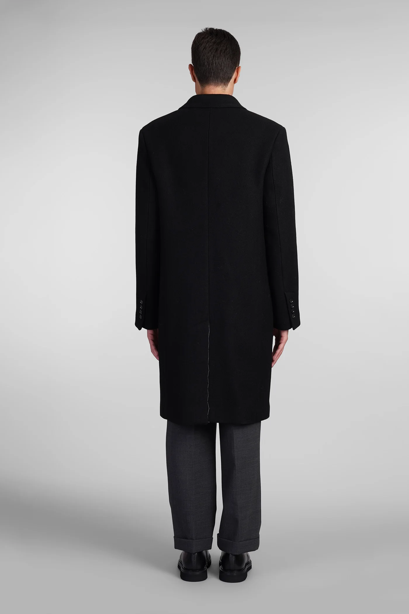 Coat in black wool - Image 3