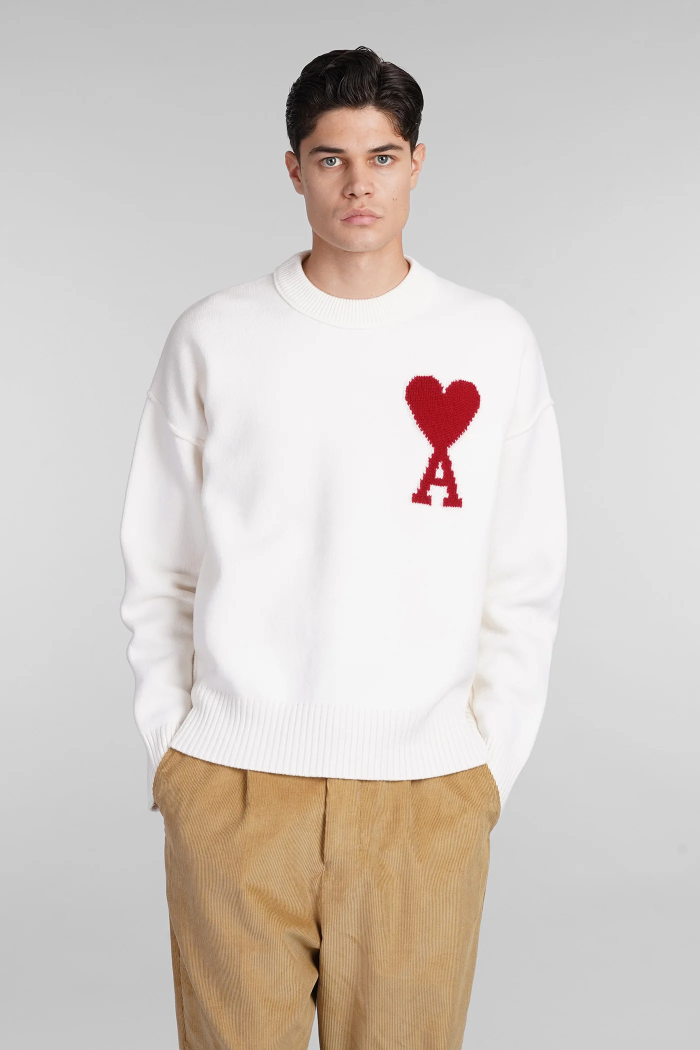 Knitwear in white wool
