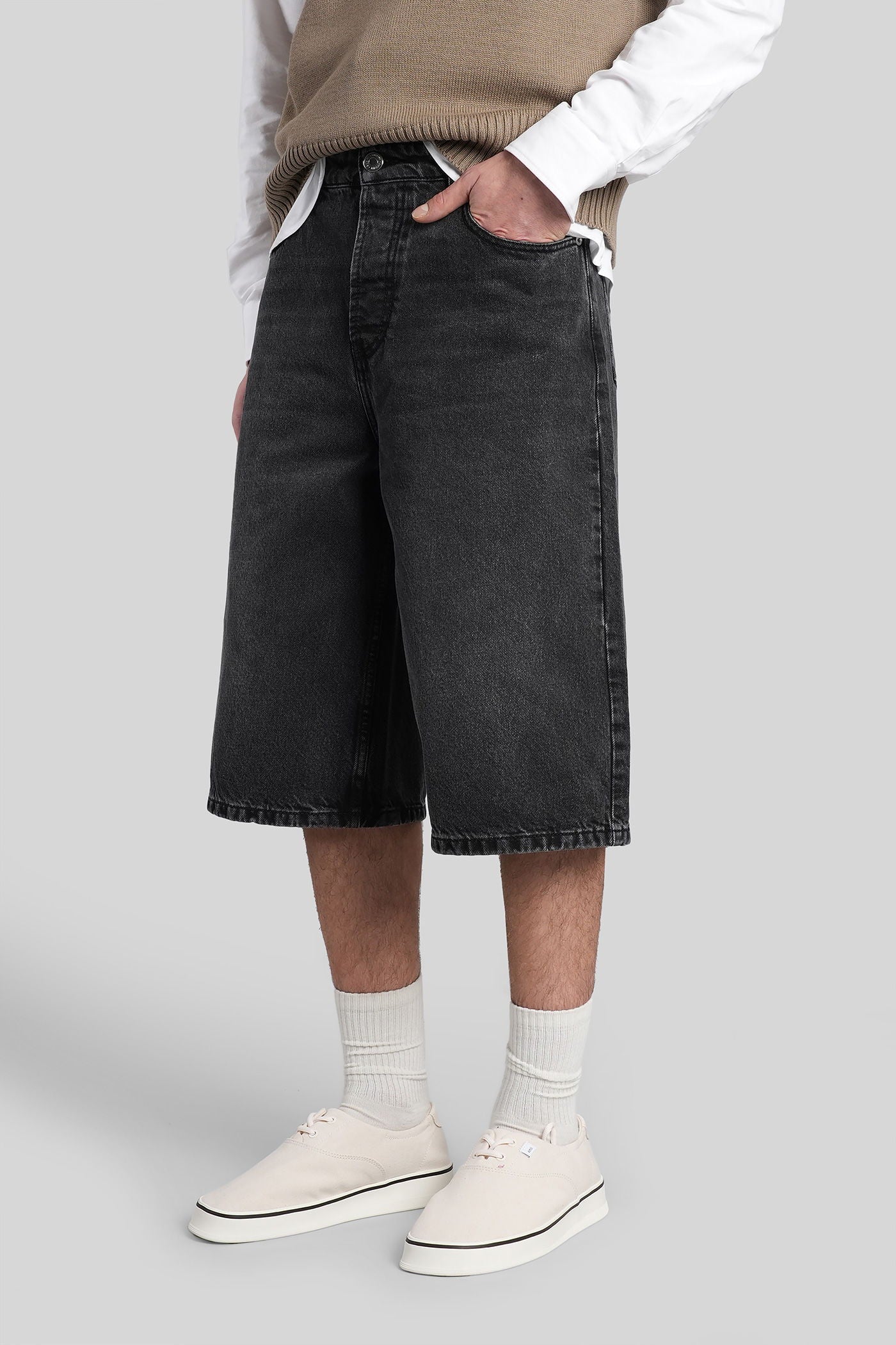 Shorts in black cotton - Image 4