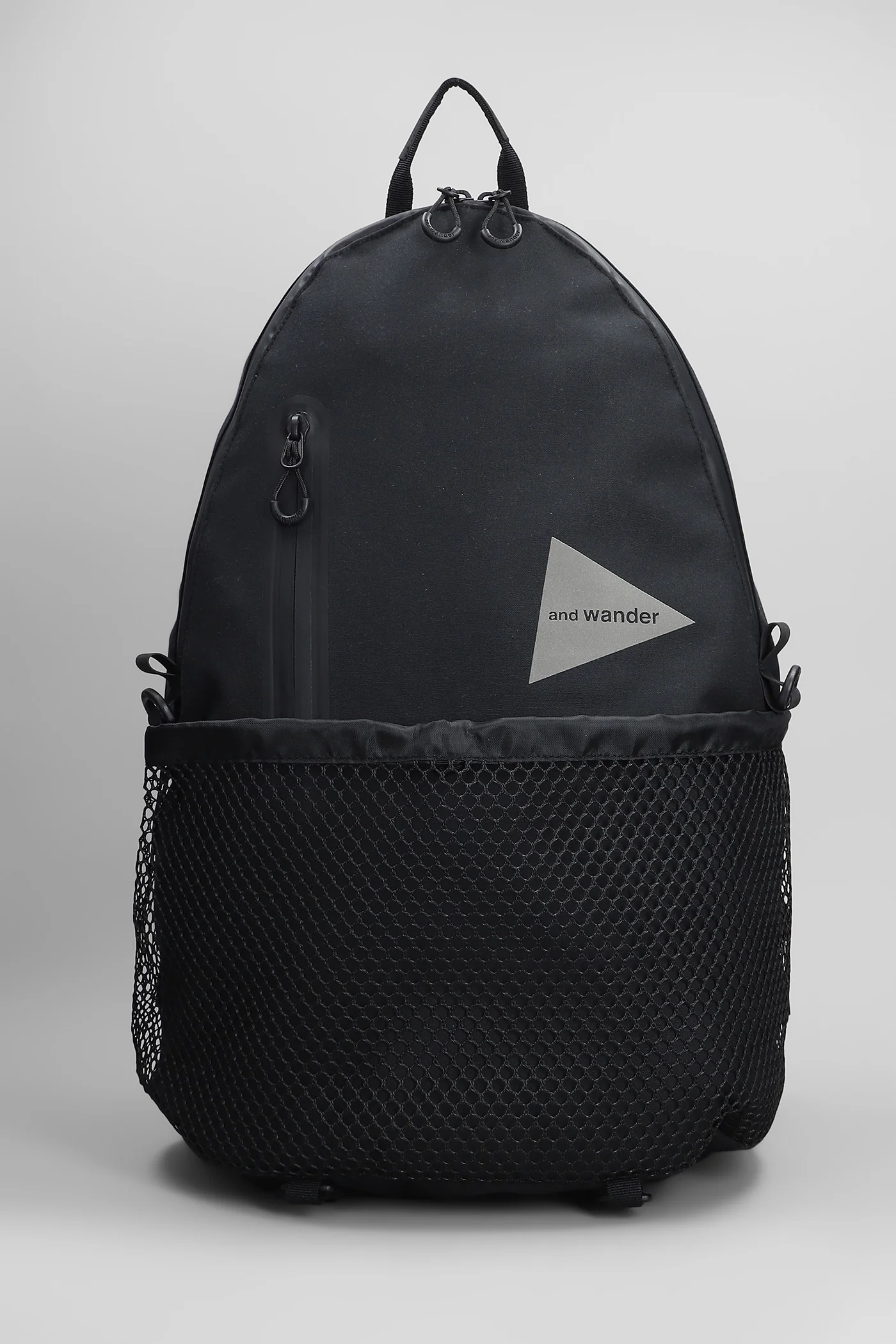 Backpack in black cotton