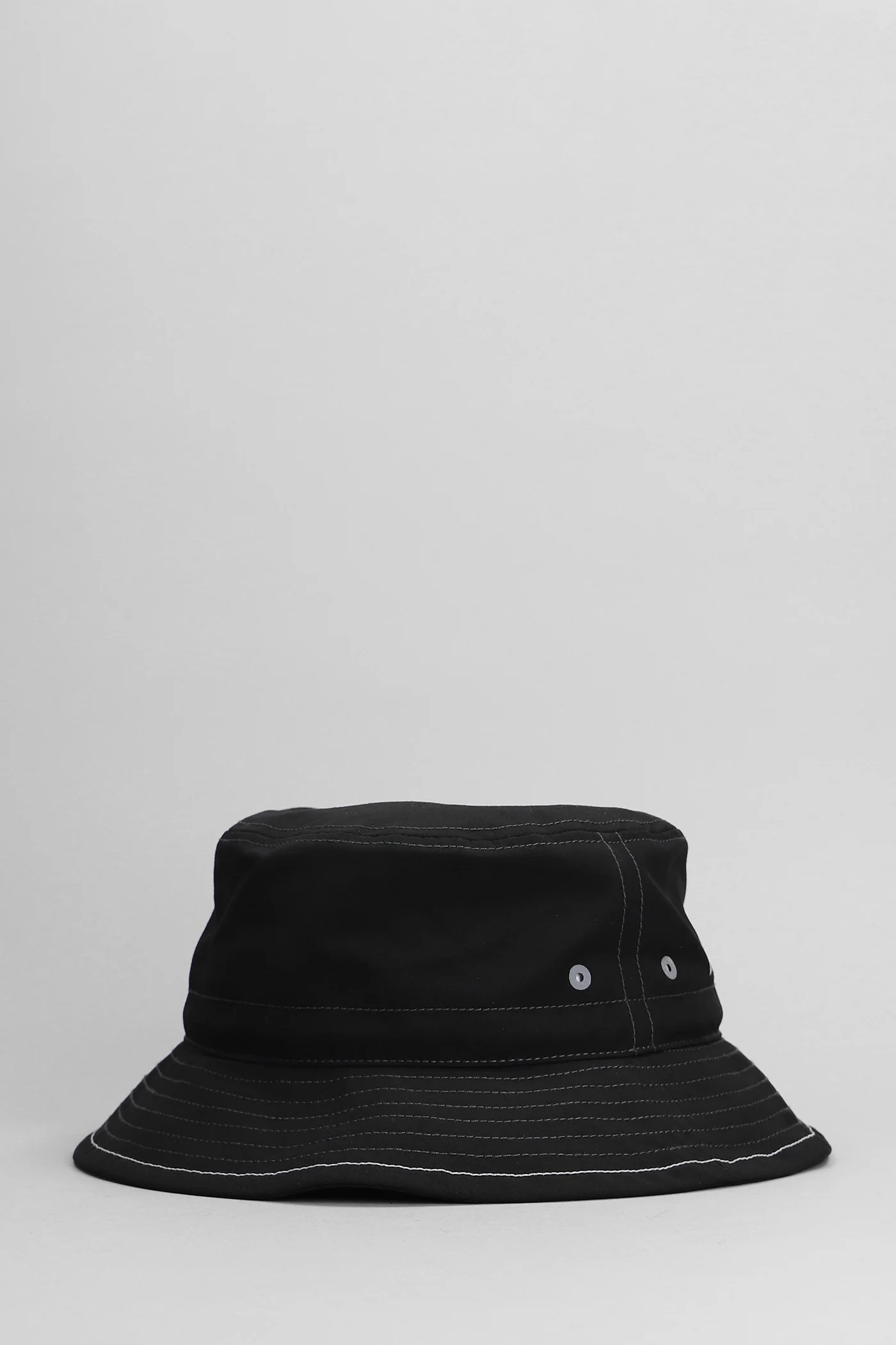 Hats in black polyester - Image 2