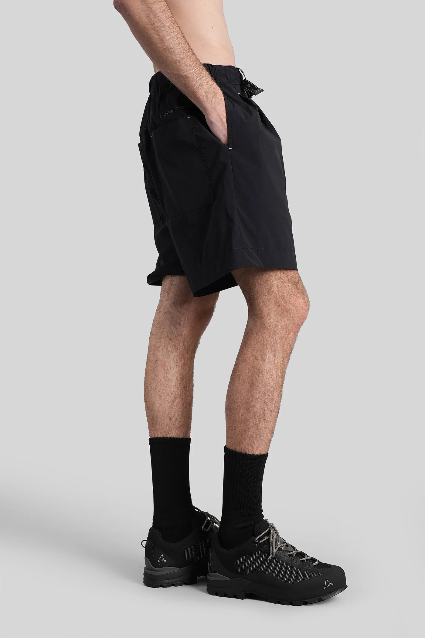 Shorts in black polyester - Image 4