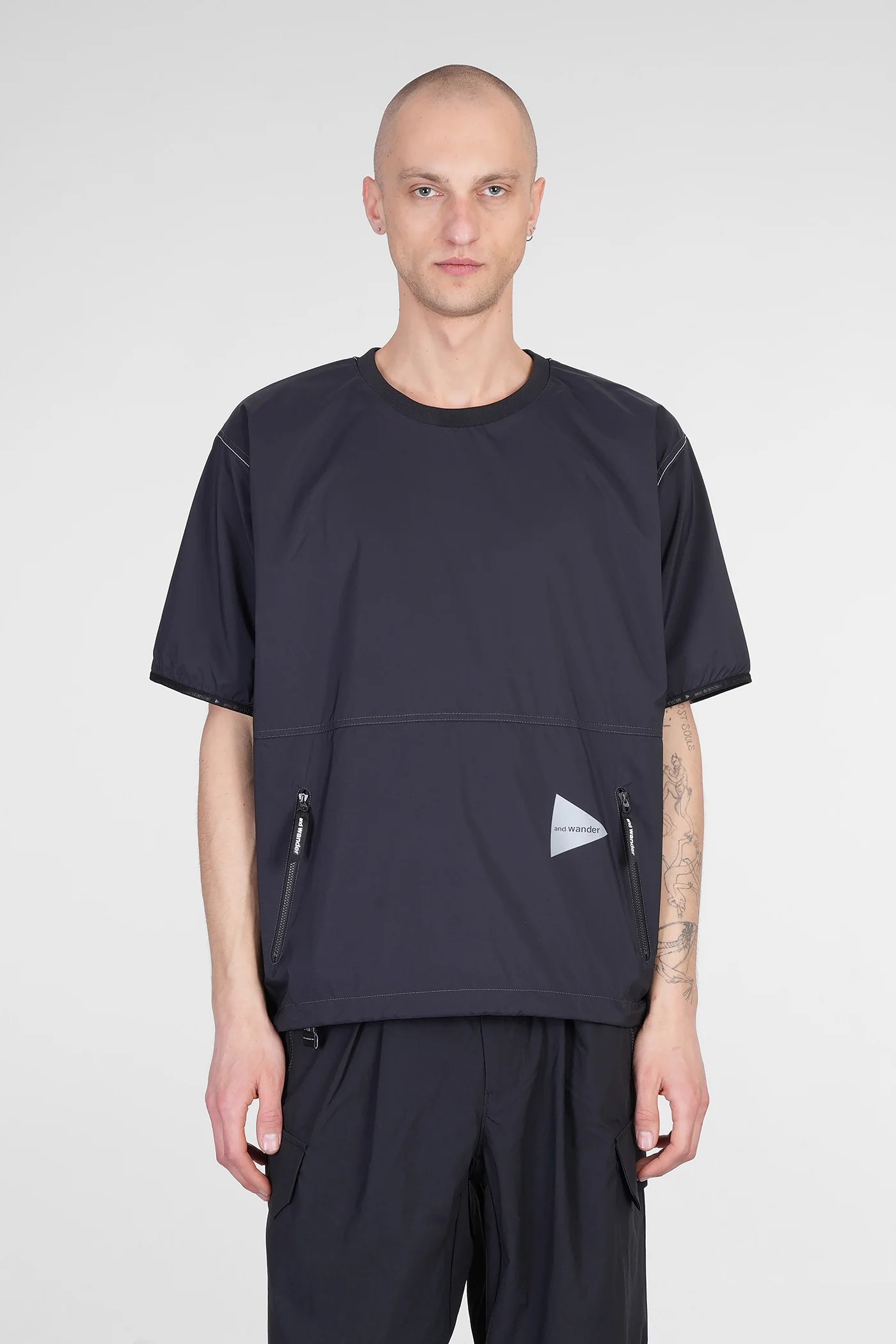 T-Shirt in black nylon