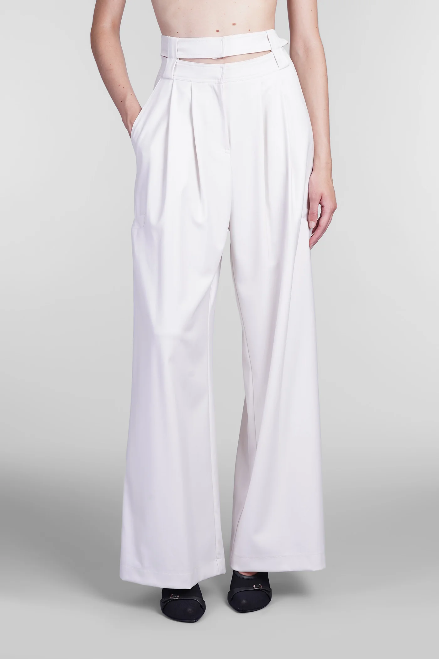 Pants in white polyester
