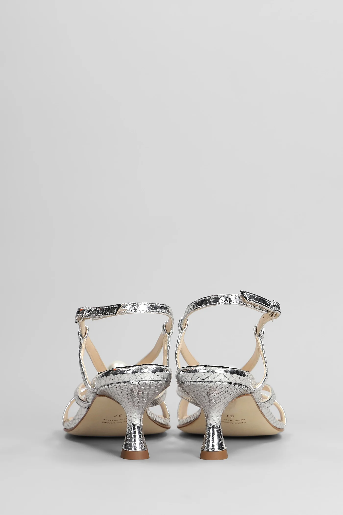 Sandals in silver leather - Image 4