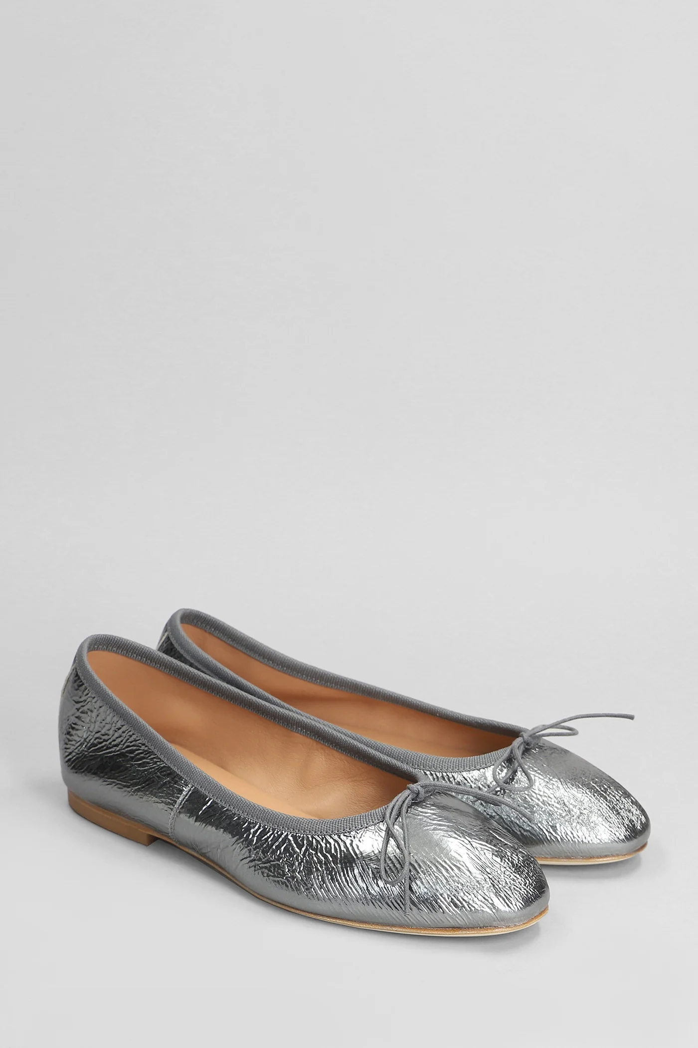 Ballet flats in silver leather - Image 2