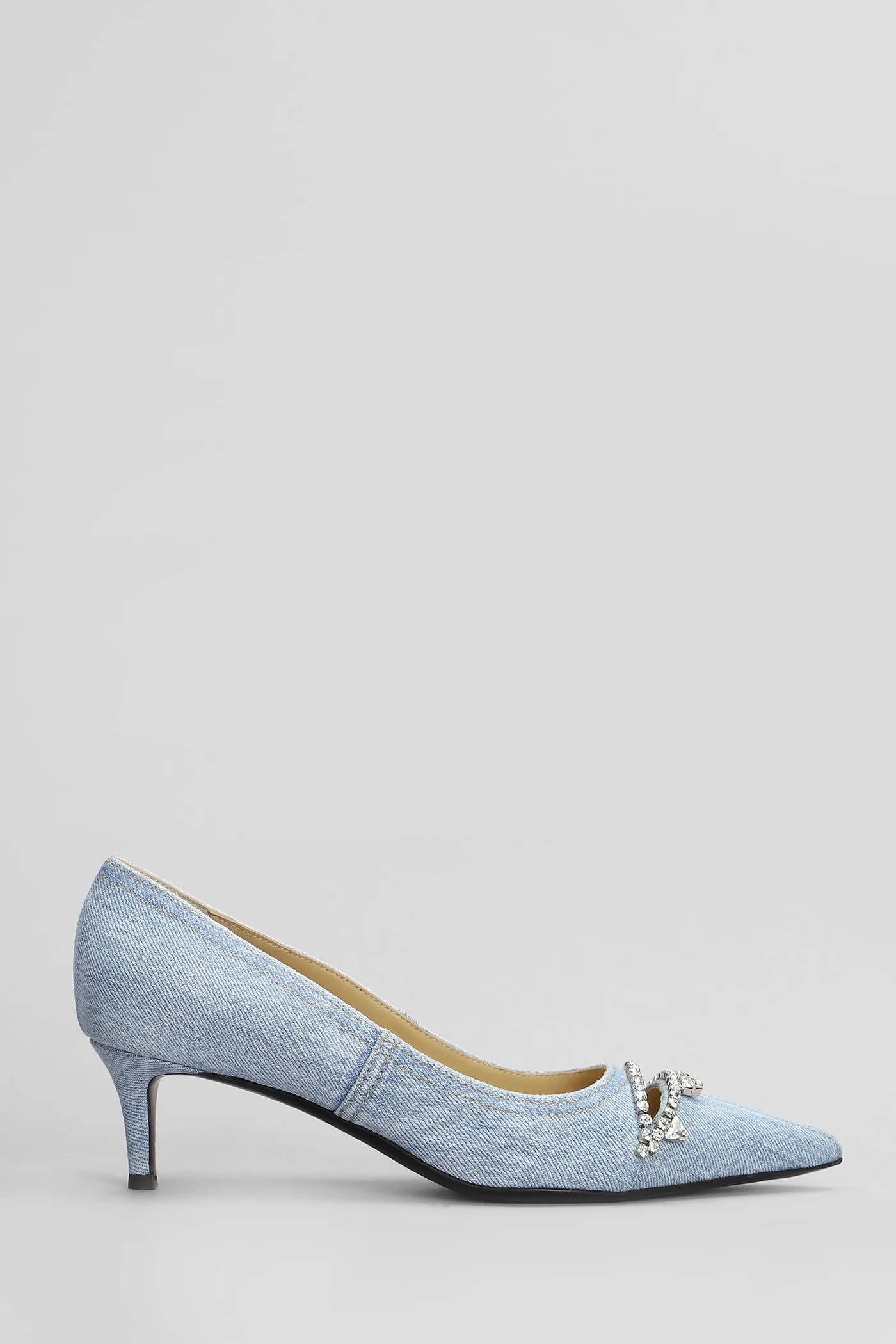 Pumps in cyan denim