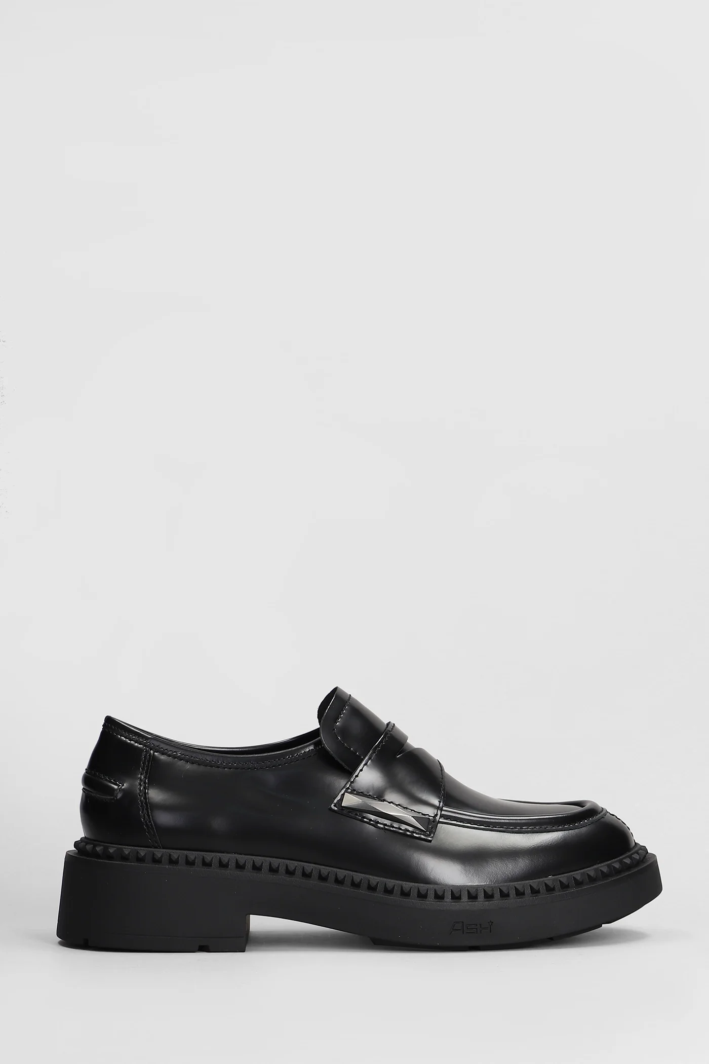 Medusa Loafers in black leather