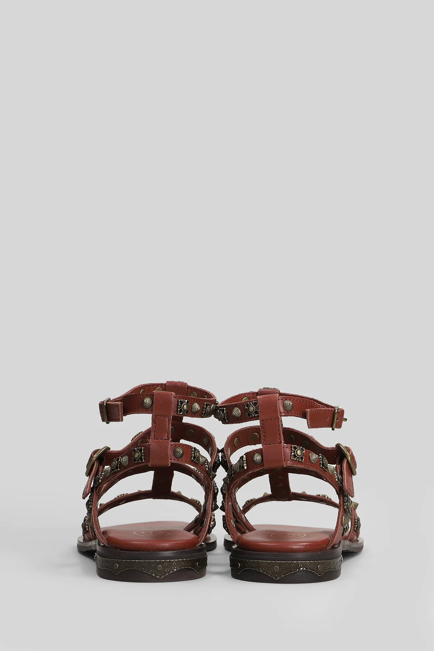 Pacha Flat sandal-slipper in bordeaux leather - Image 4