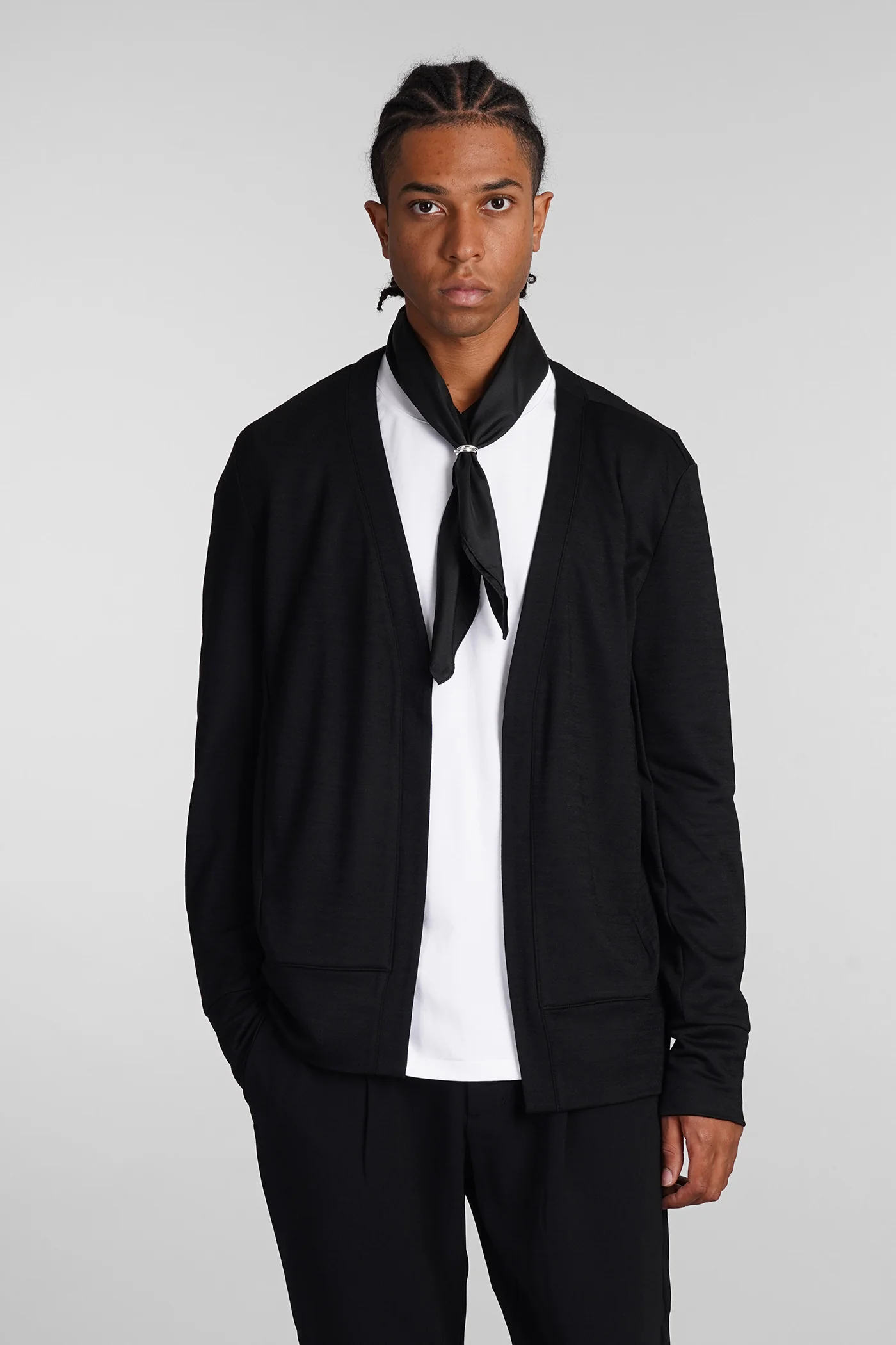 Cardigan in black wool