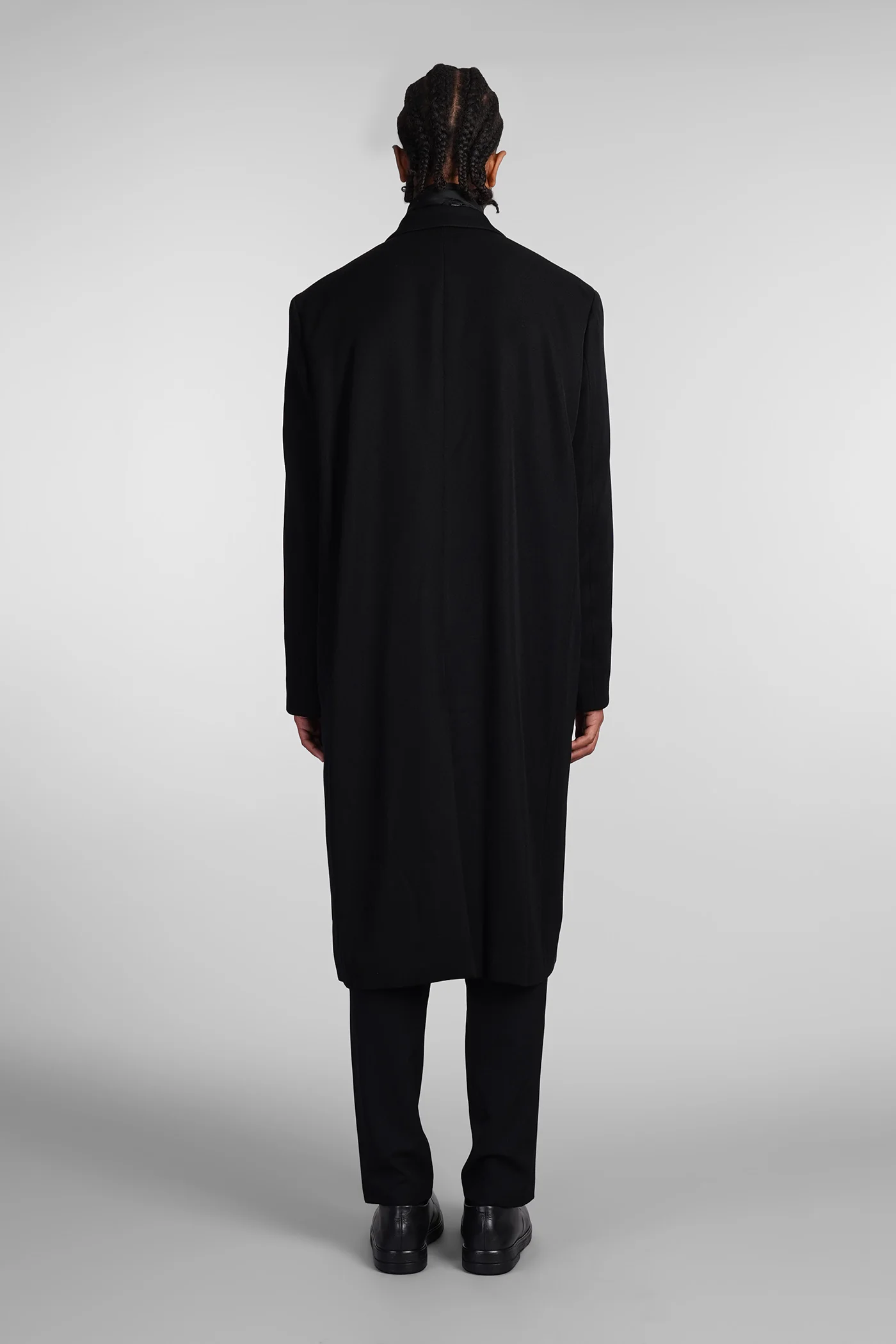 Coat in black wool - Image 3