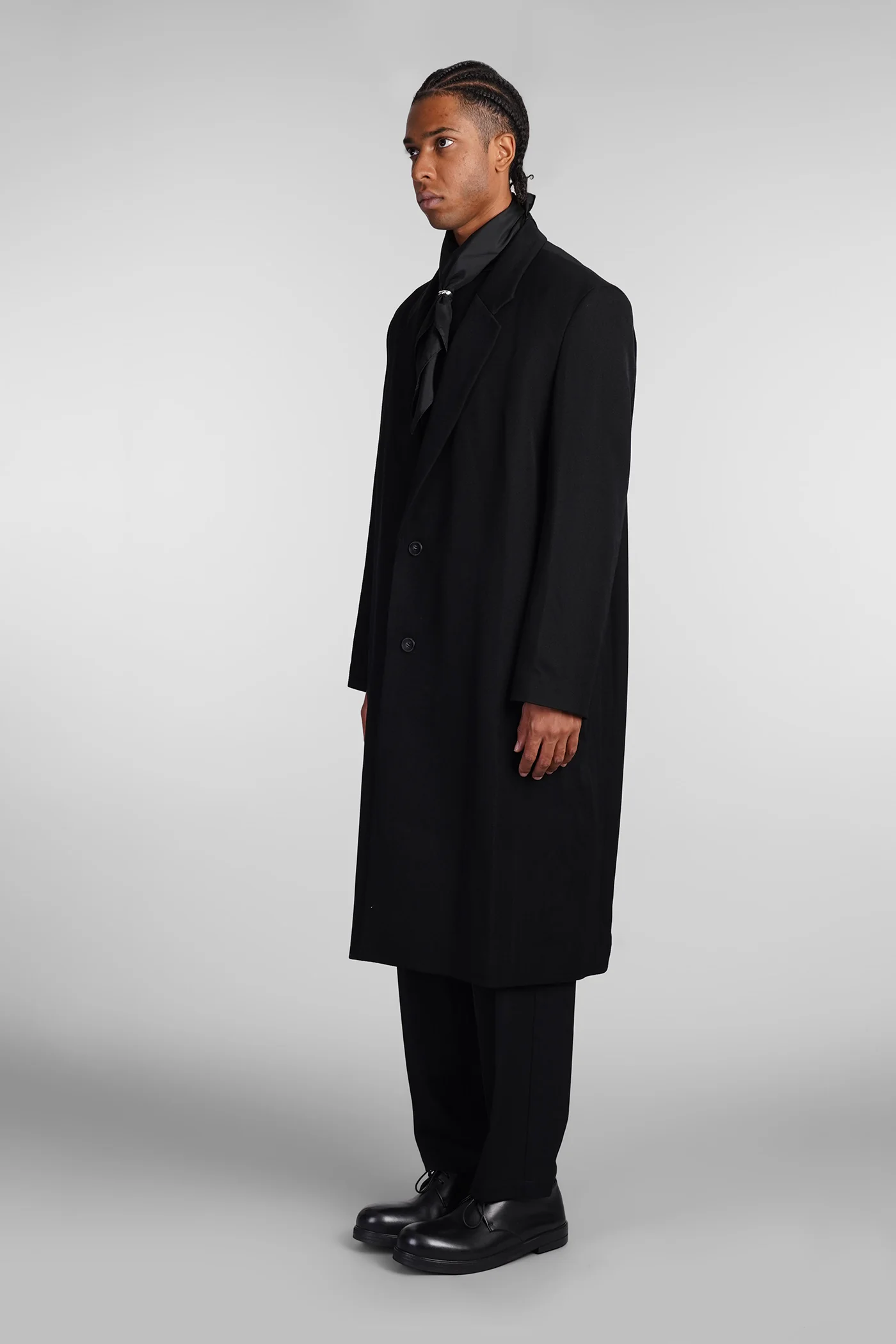 Coat in black wool - Image 4