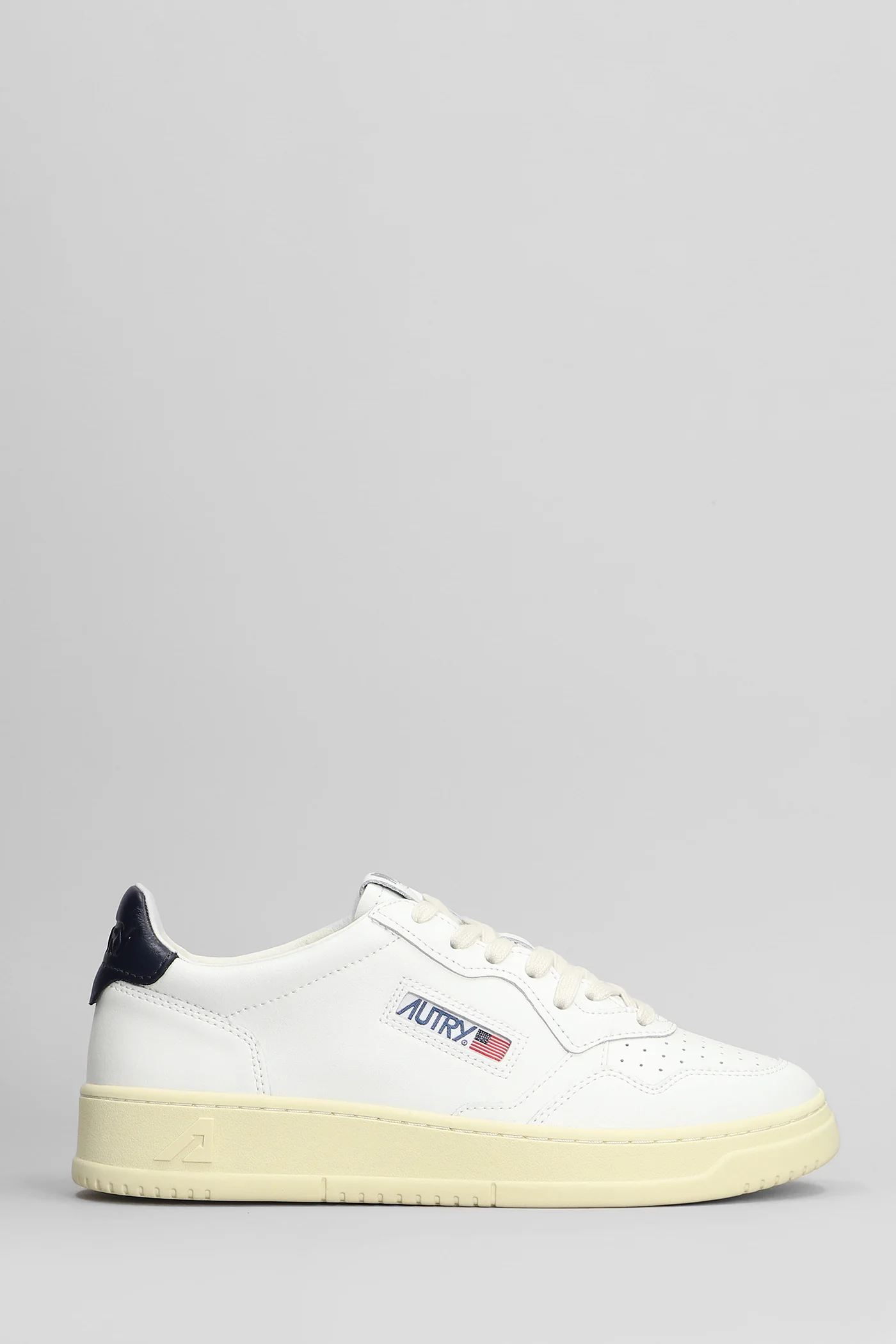 Medalist Sneakers in white leather