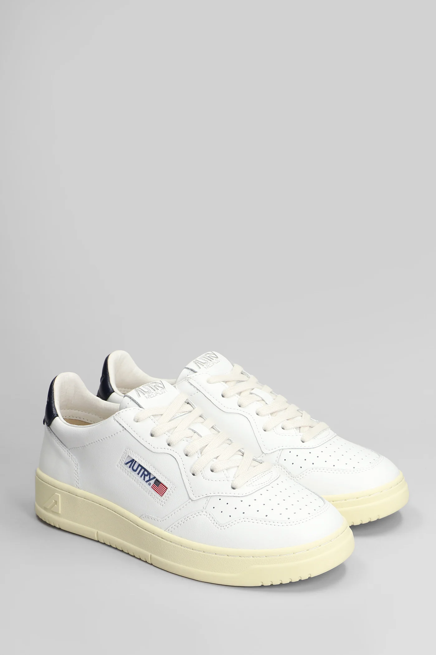 Medalist Sneakers in white leather - Image 7