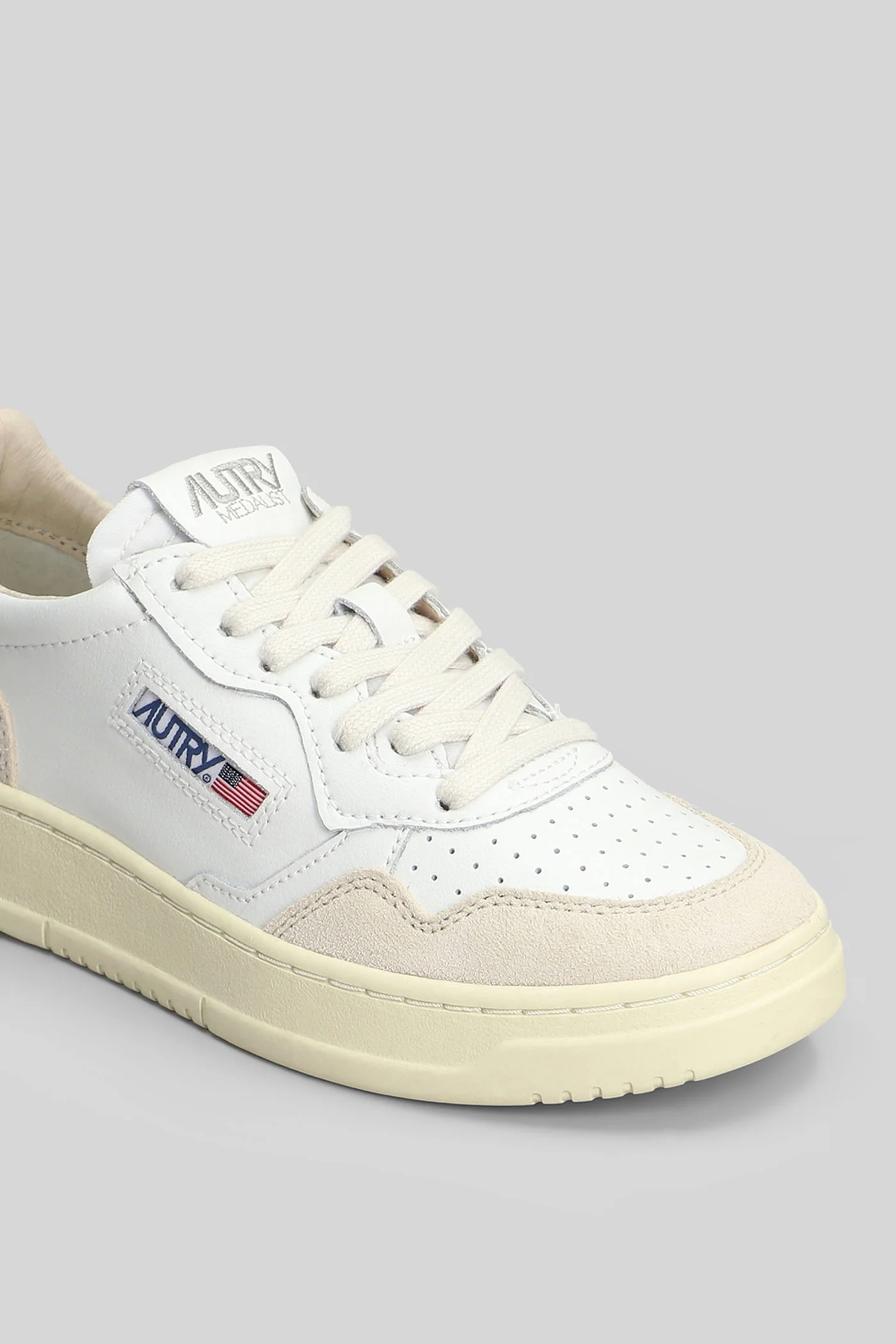 Medalist Sneakers in white suede and leather - Image 5