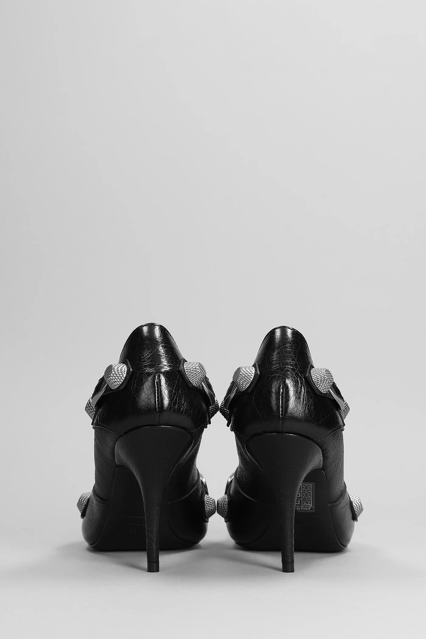 Pumps in black leather - Image 4