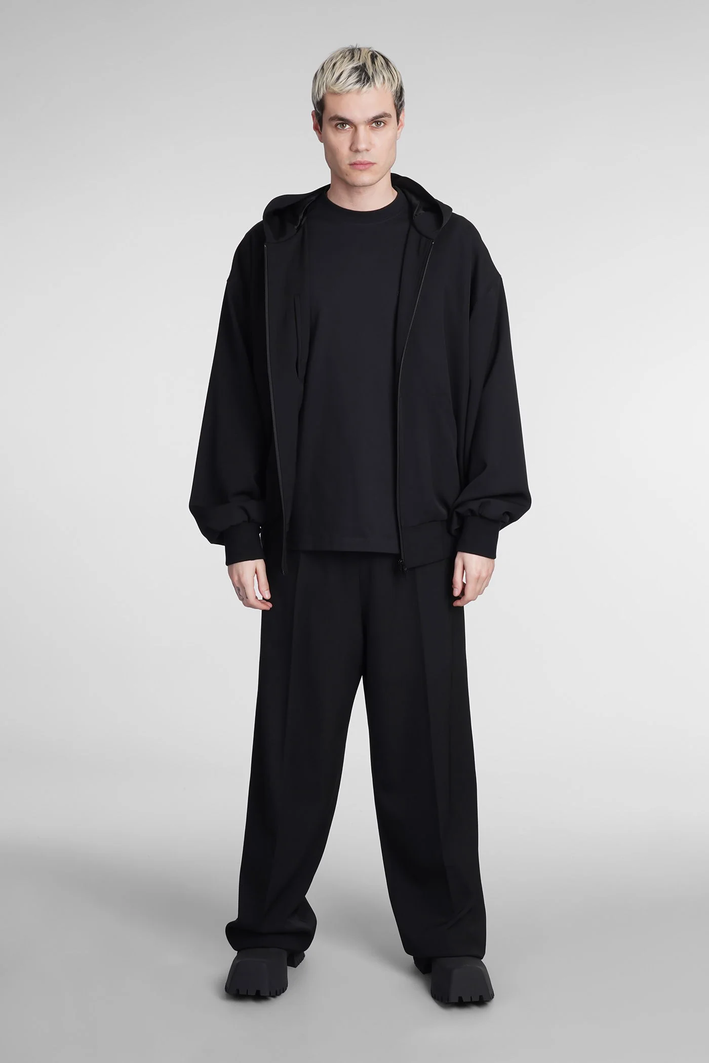 Sweatshirt in black wool - Image 2