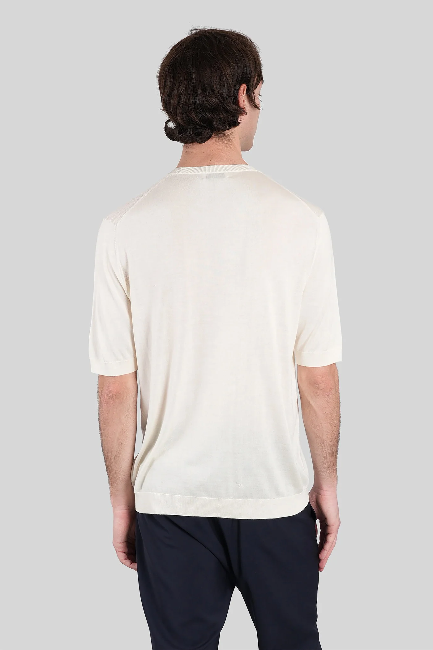 T-Shirt in white silk - Image 3