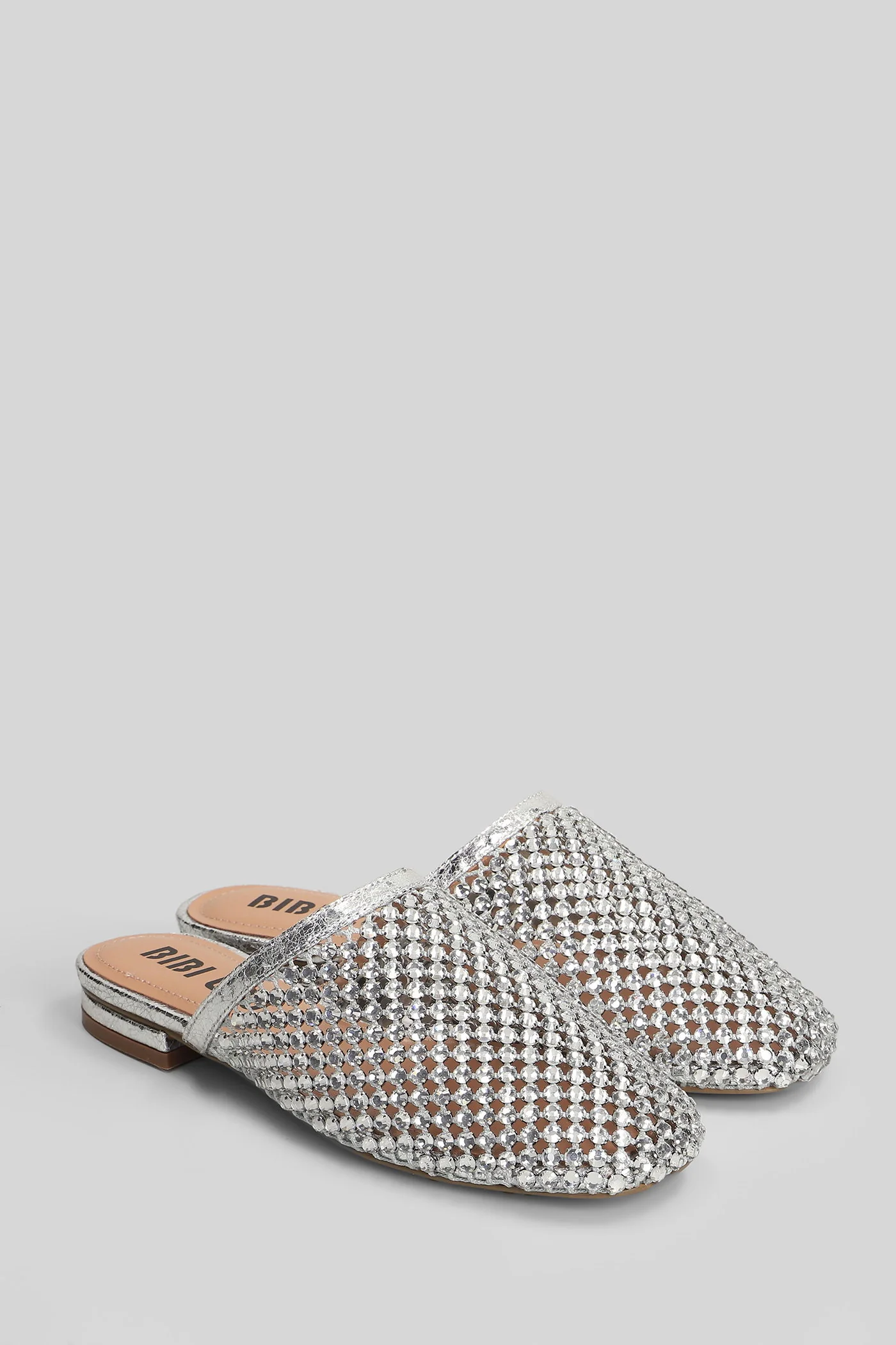Jay  in silver leather - Image 2