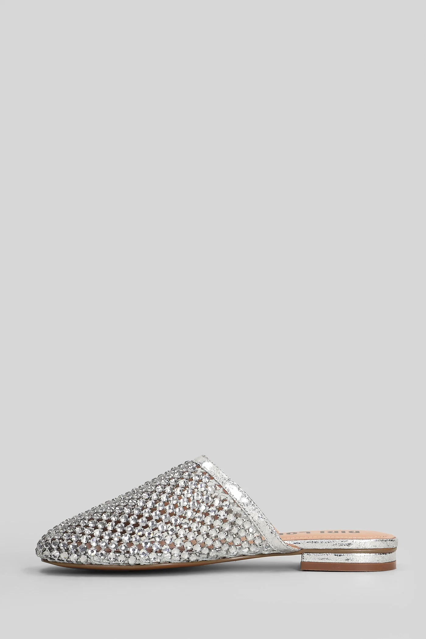 Jay  in silver leather - Image 3