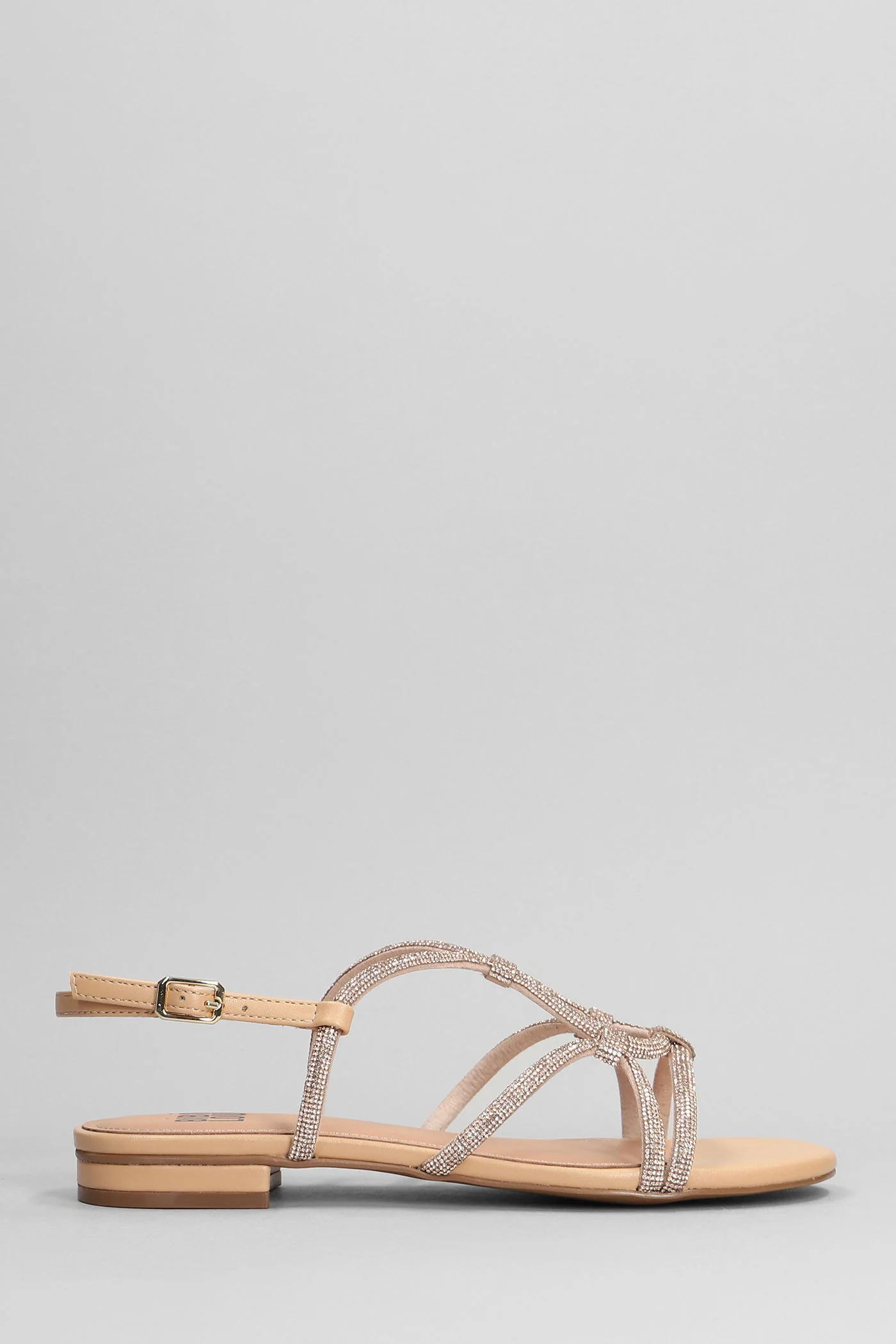 Pend Flats in powder leather