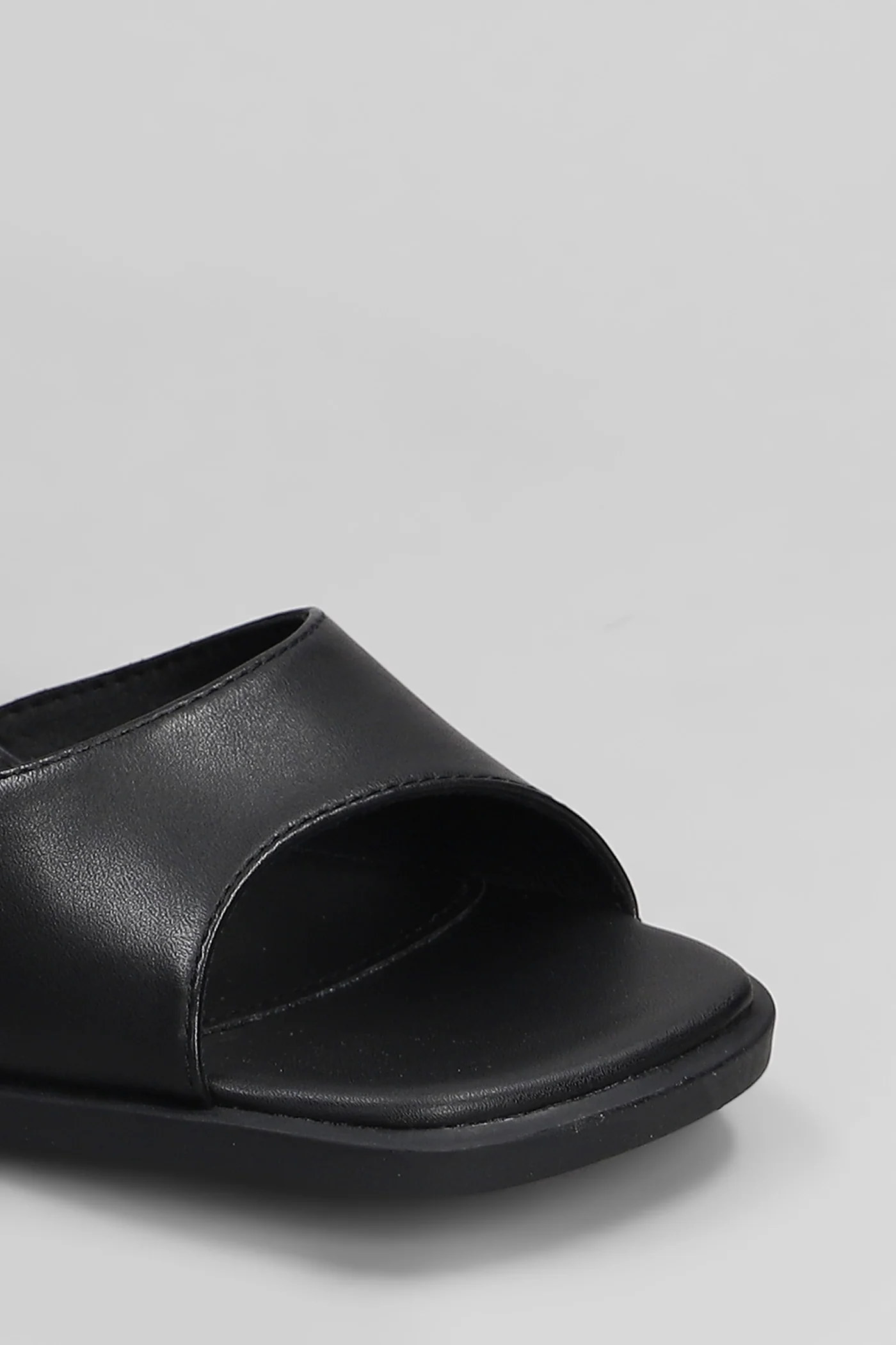 Kora Sandal Sandals in black leather - Image 5