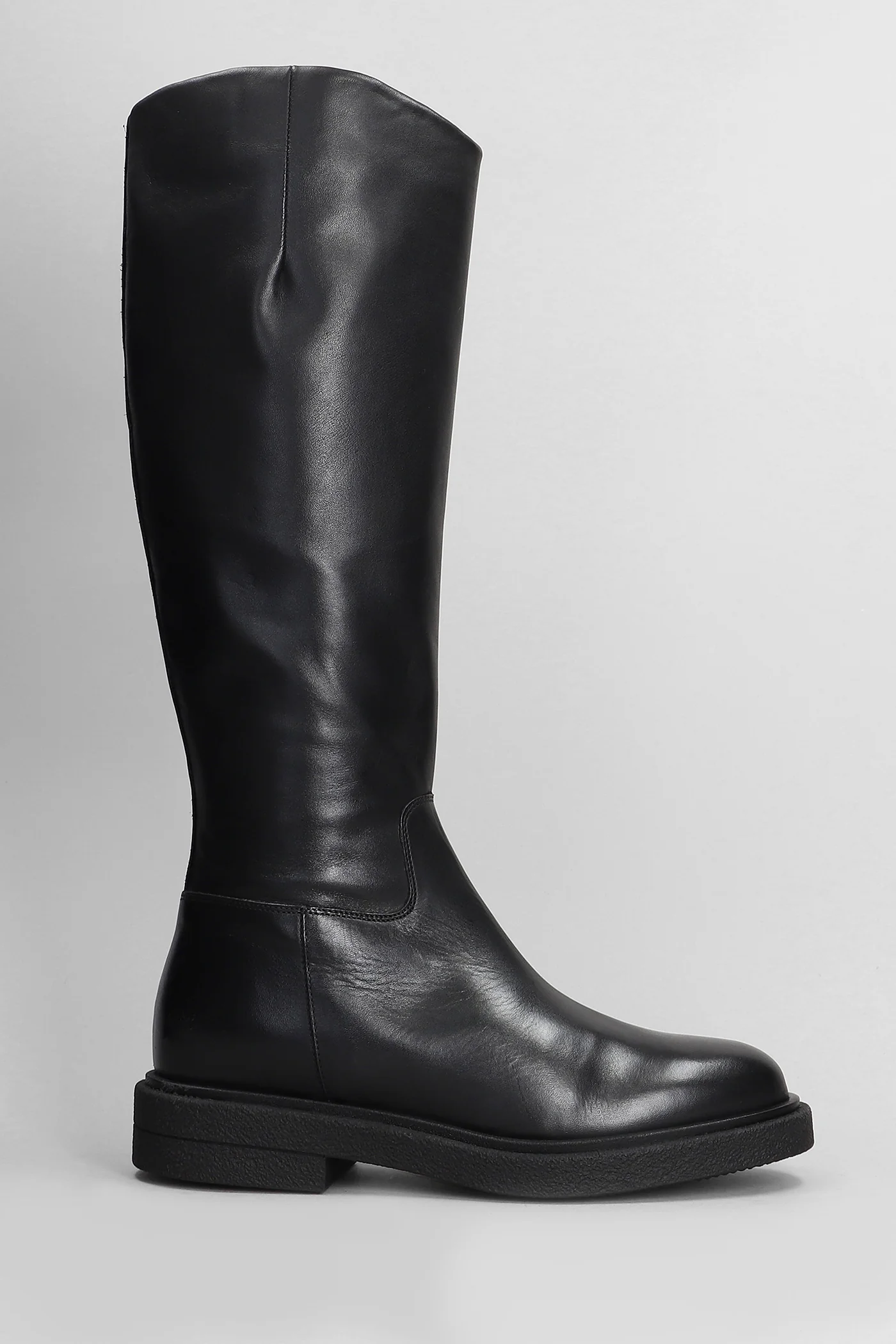 Brook Boot low heels boots in black leather