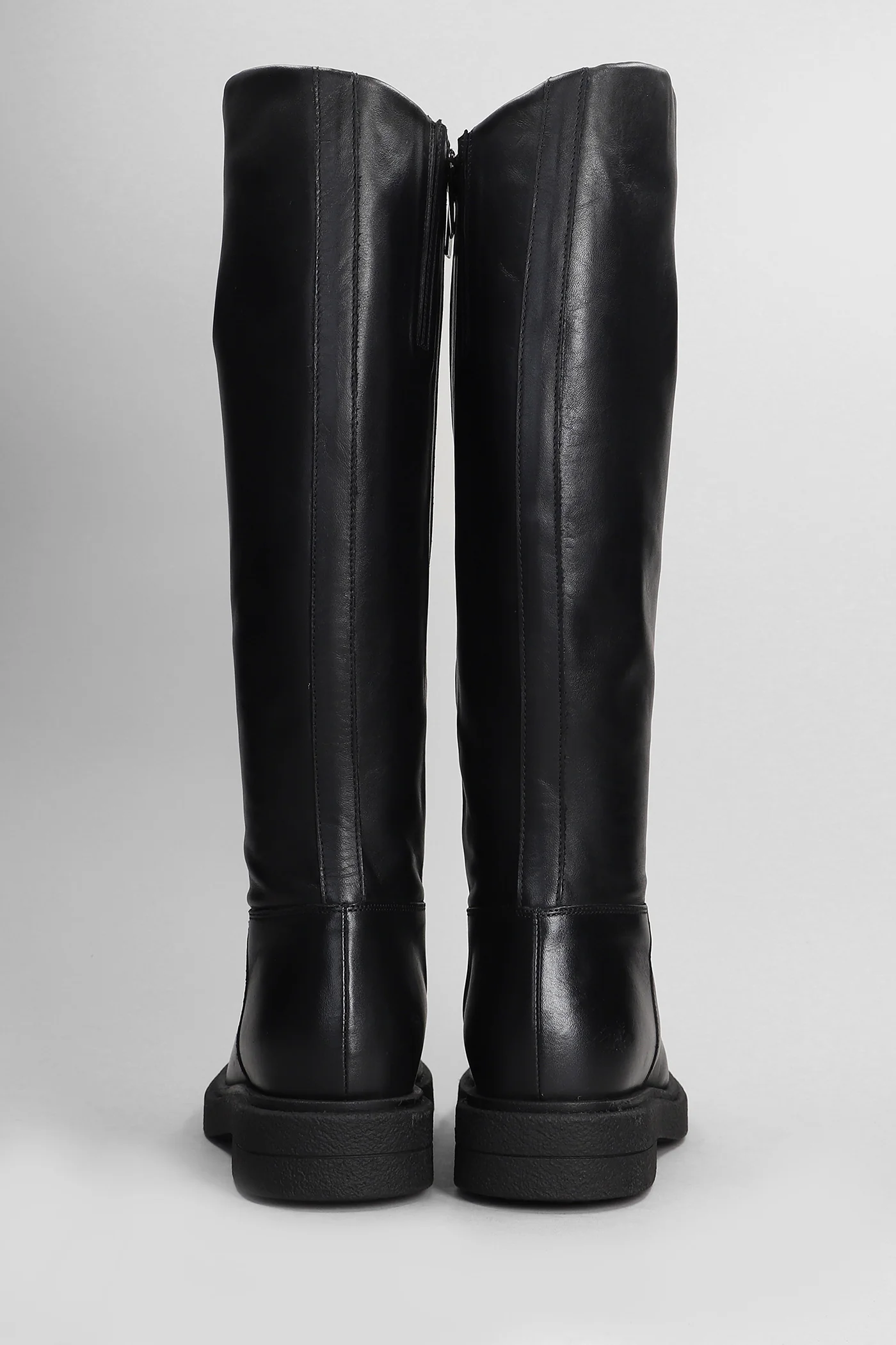 Brook Boot low heels boots in black leather - Image 4