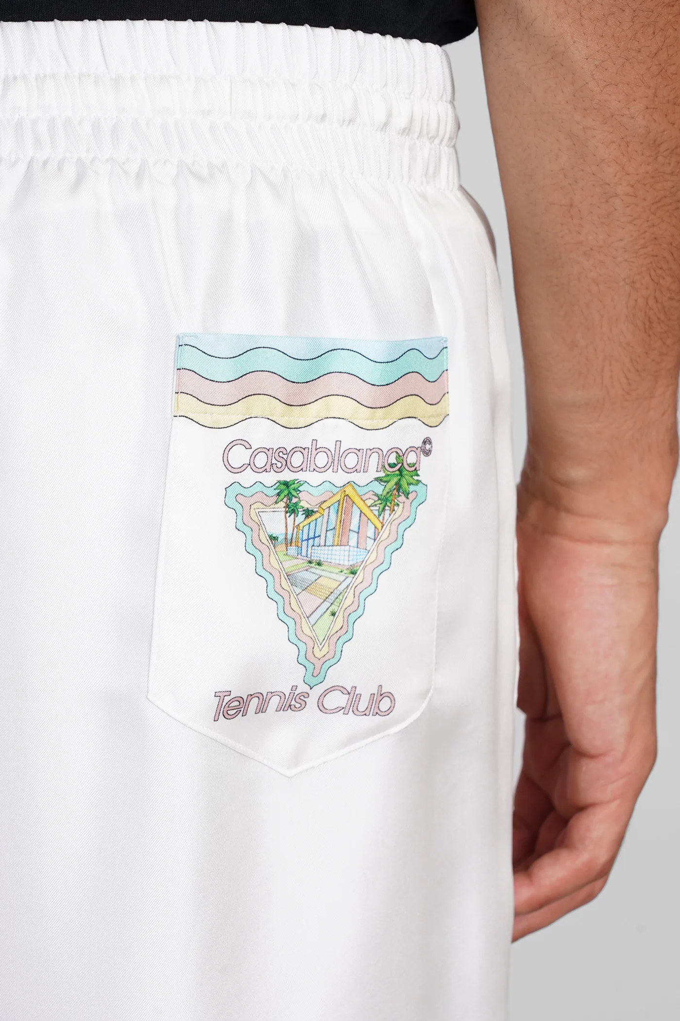 Shorts in white silk - Image 5