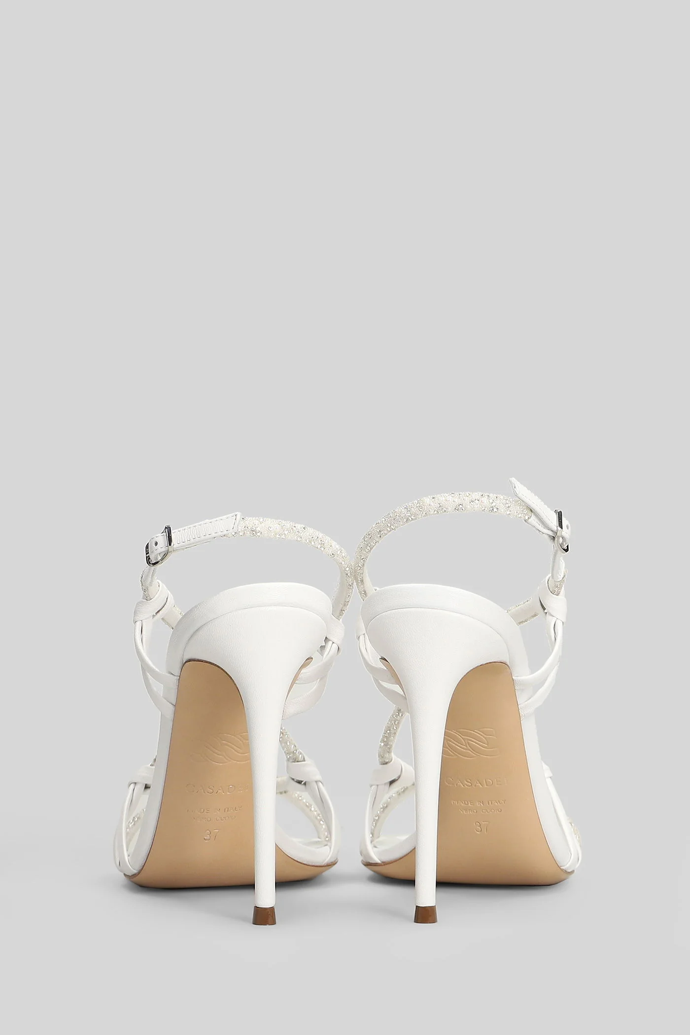 Sandals in white leather - Image 9