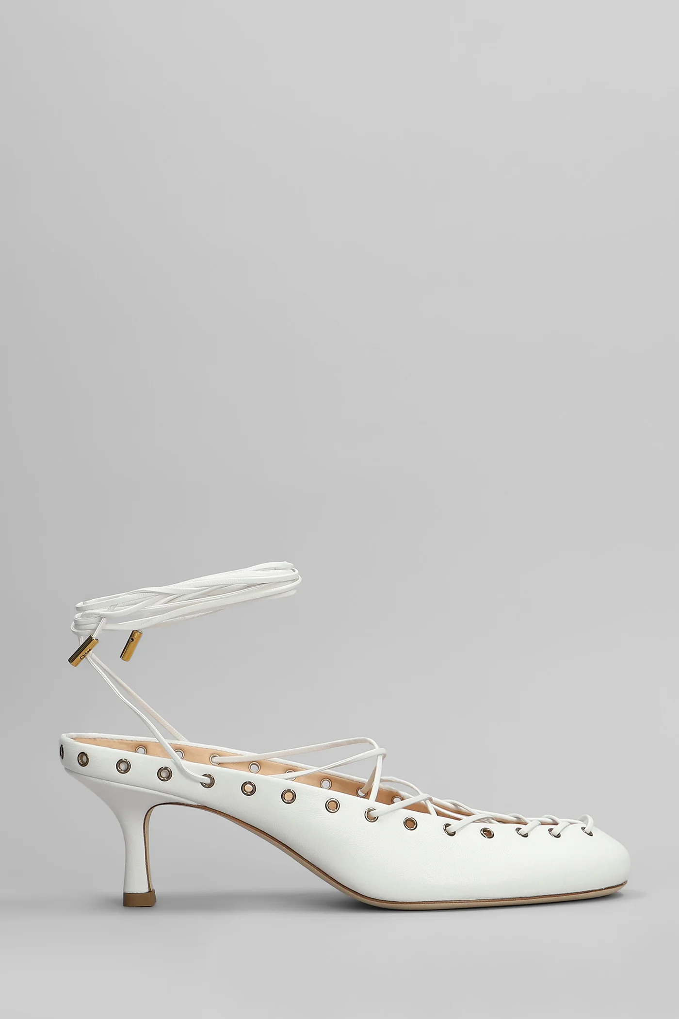 Ghillies Pumps in white leather