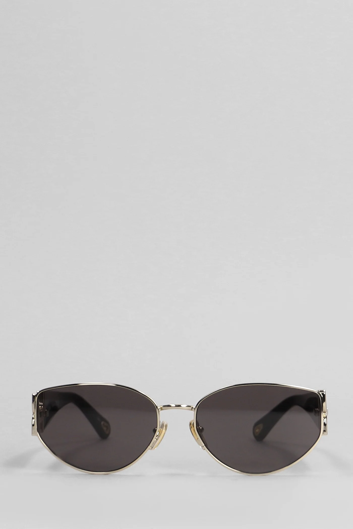 Sunglasses in gold metal alloy