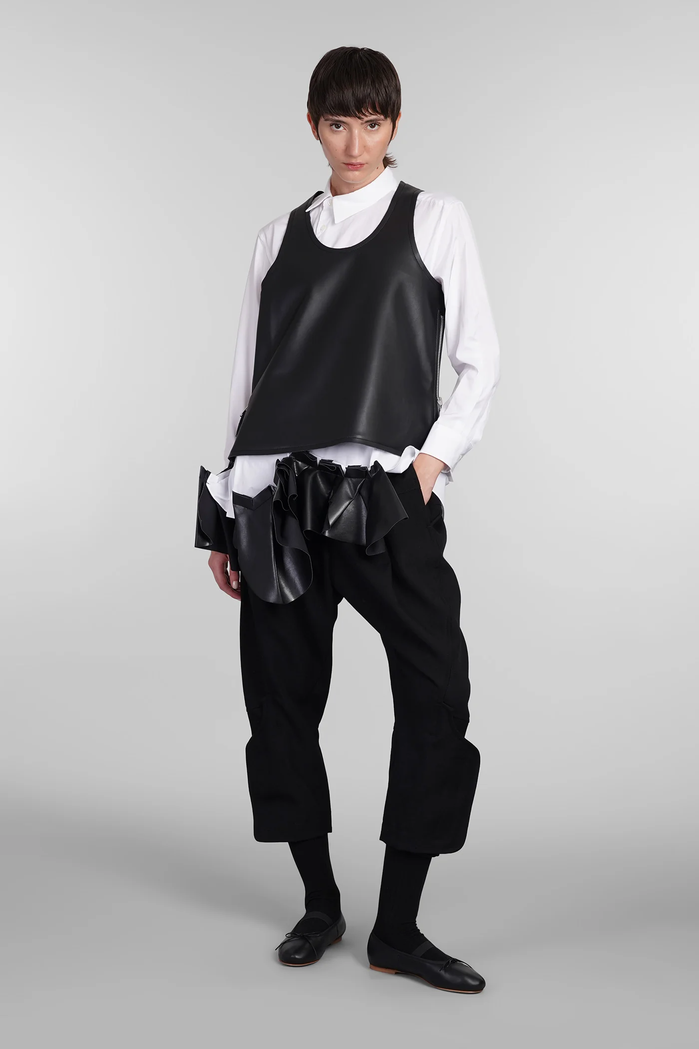 Topwear in black Polyuretan - Image 2