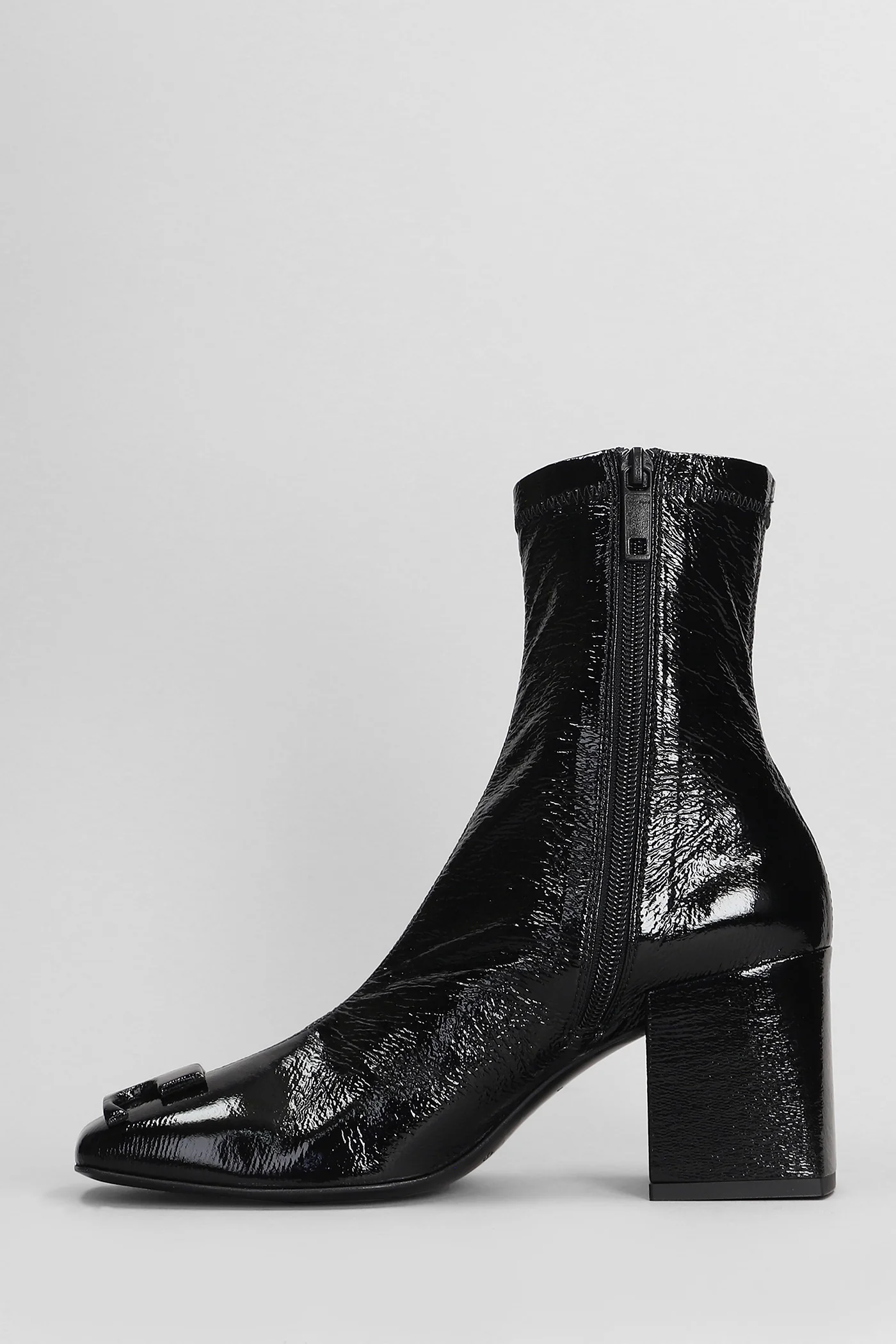 Ankle boots in black leather - Image 3