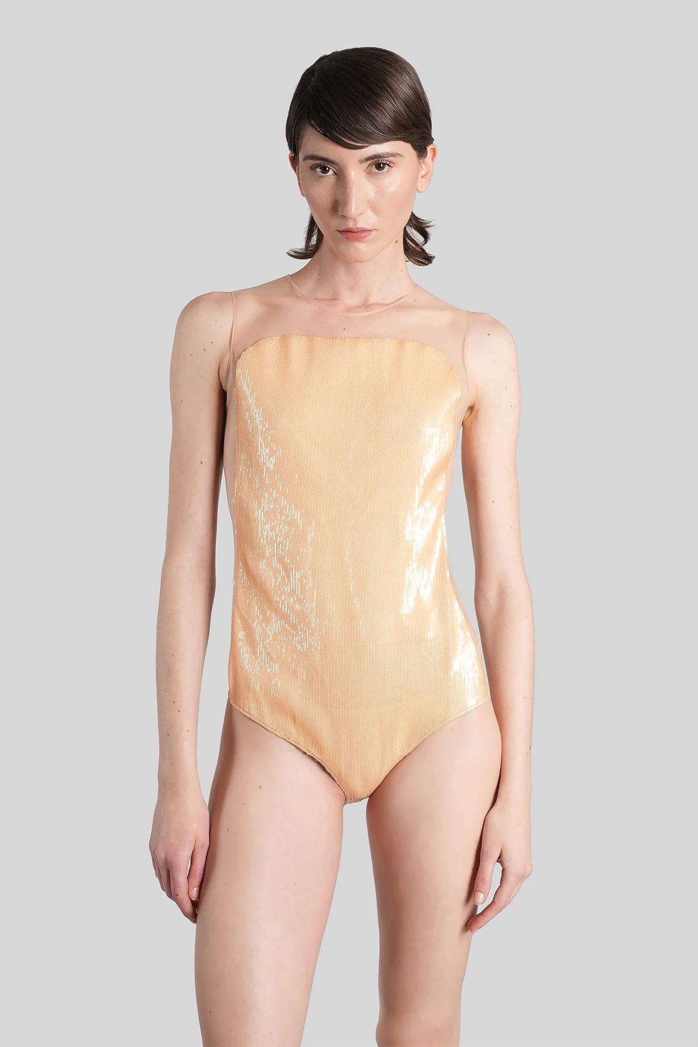 Body in yellow polyester