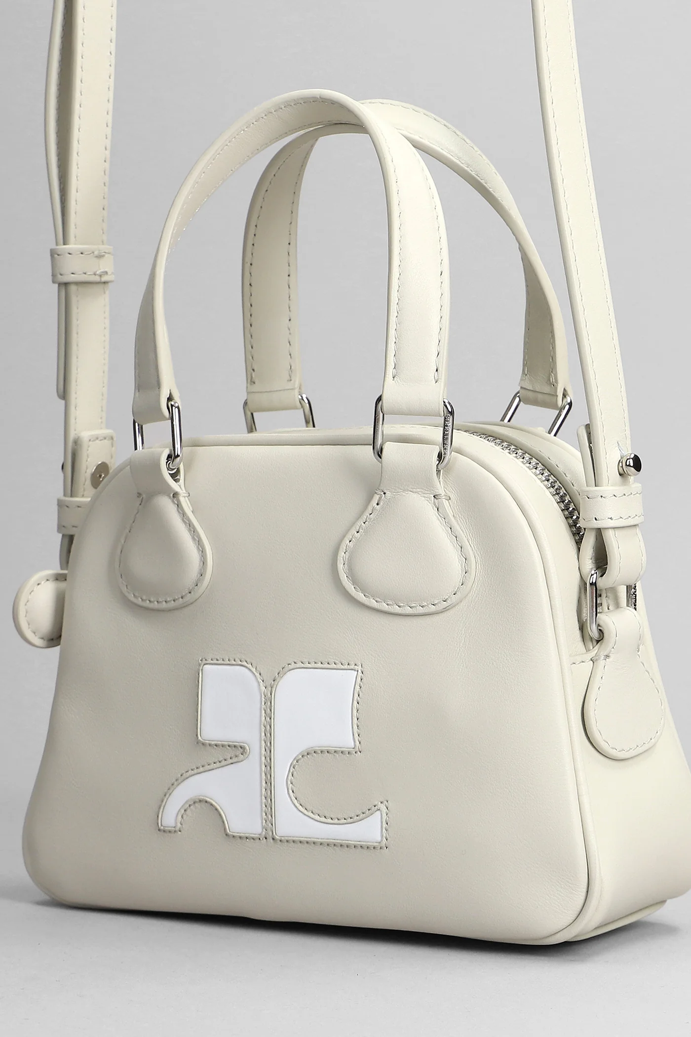 Bowling Hand bag in beige leather - Image 5