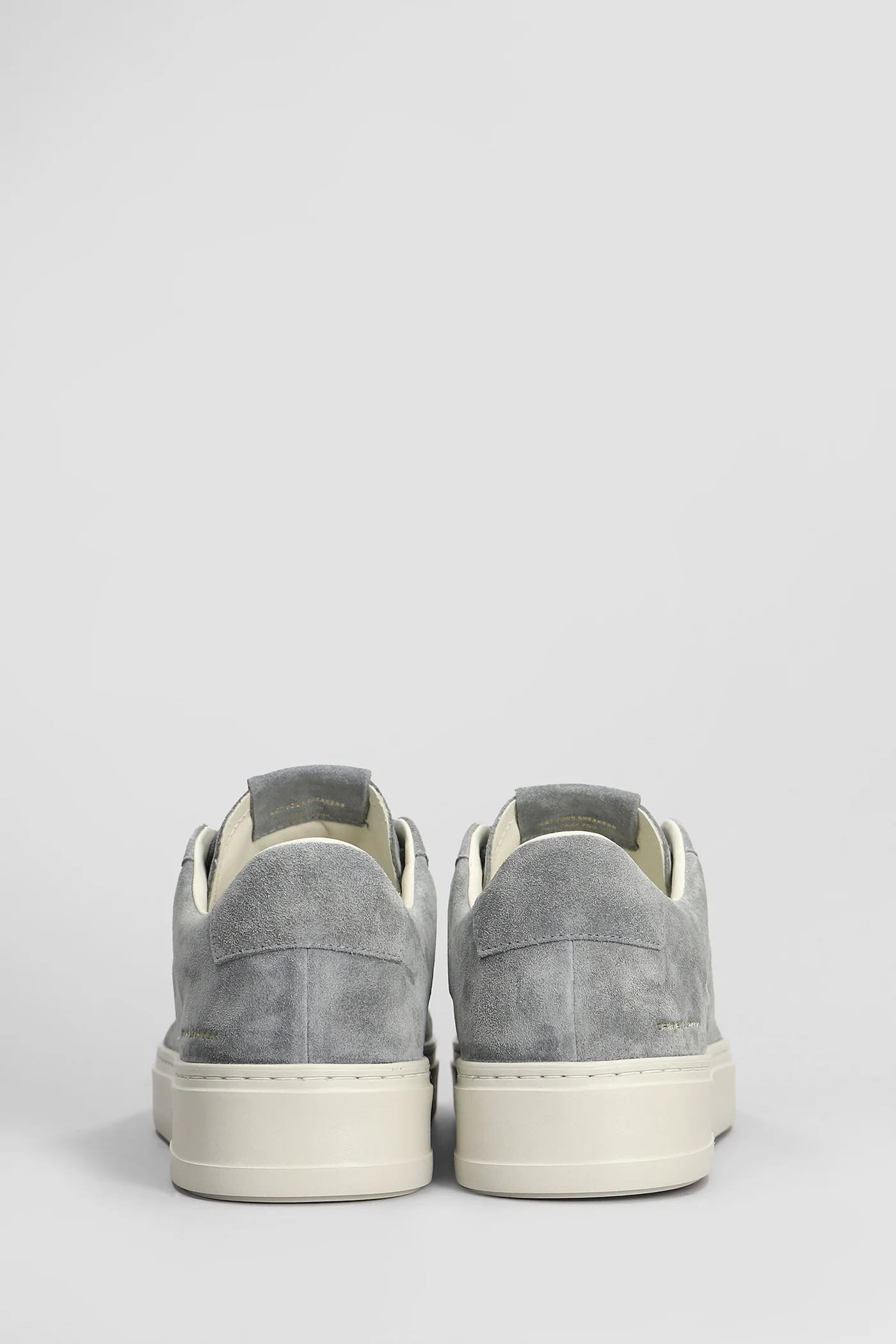 Extralight Sneakers in grey suede - Image 4