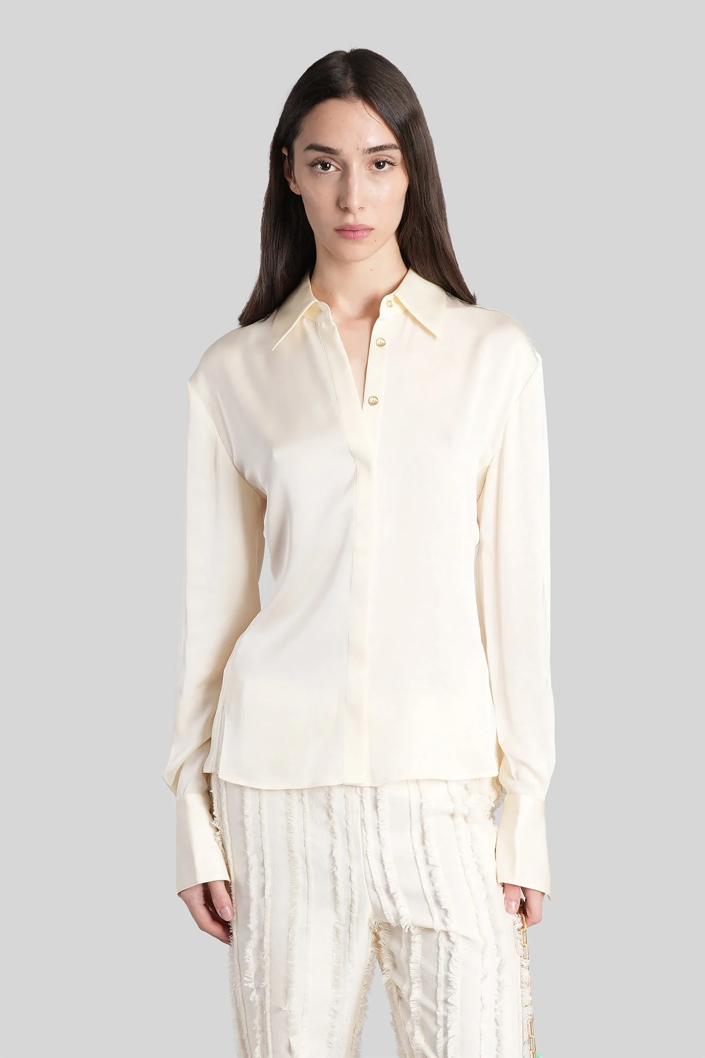 Cynara Shirt in beige silk - Image 11