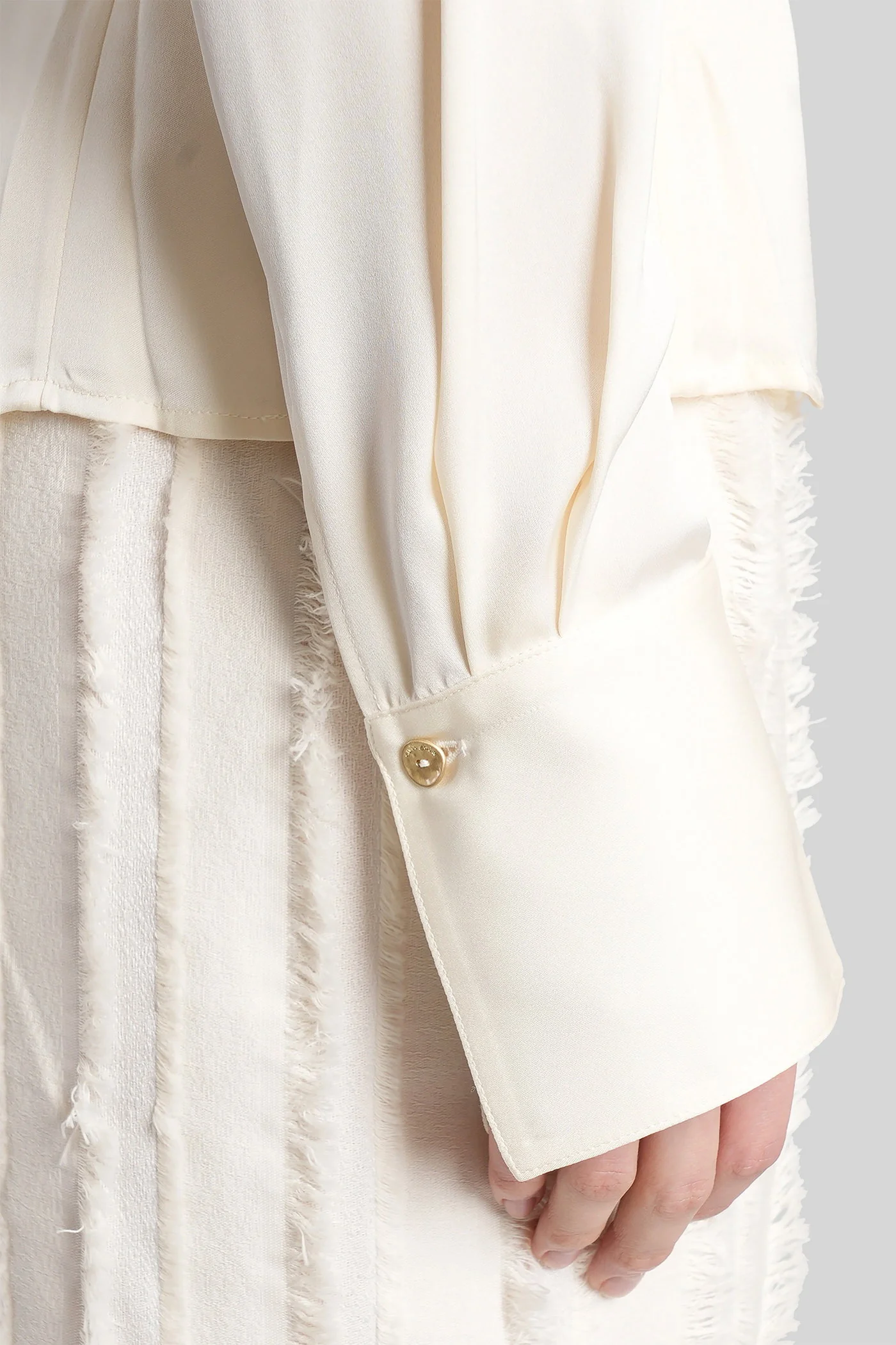 Cynara Shirt in beige silk - Image 15